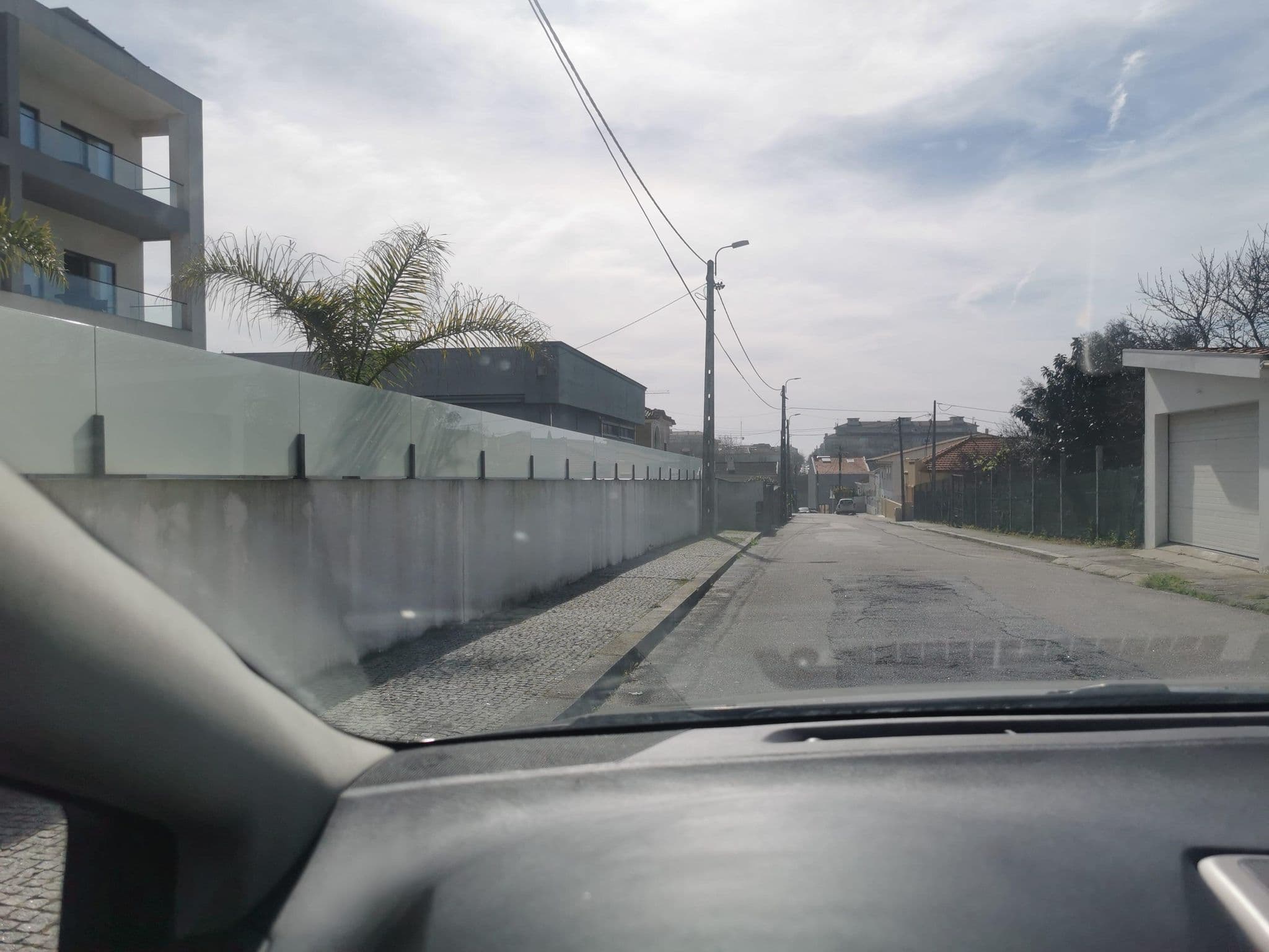 Street view near Hotel Monte Lírio, Espinho — © marcoafpinto (CC BY-SA · Mapillary)