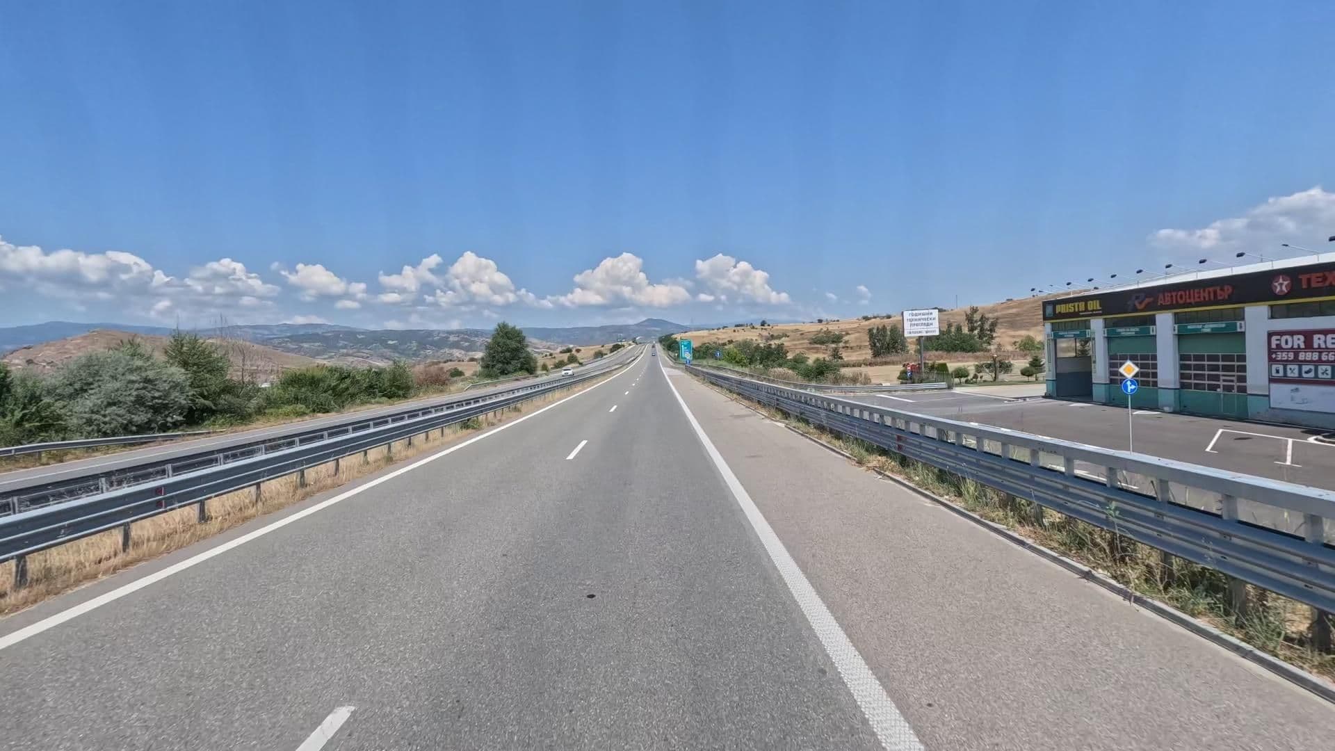 Street view near Motel "LUXOR", Rupite — © bct (CC BY-SA · Mapillary)