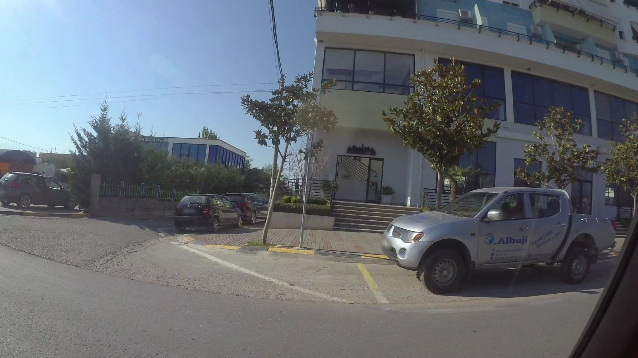 Street view near Hotel New York, Zall-Herr — © kaart_3 (CC BY-SA · Mapillary)