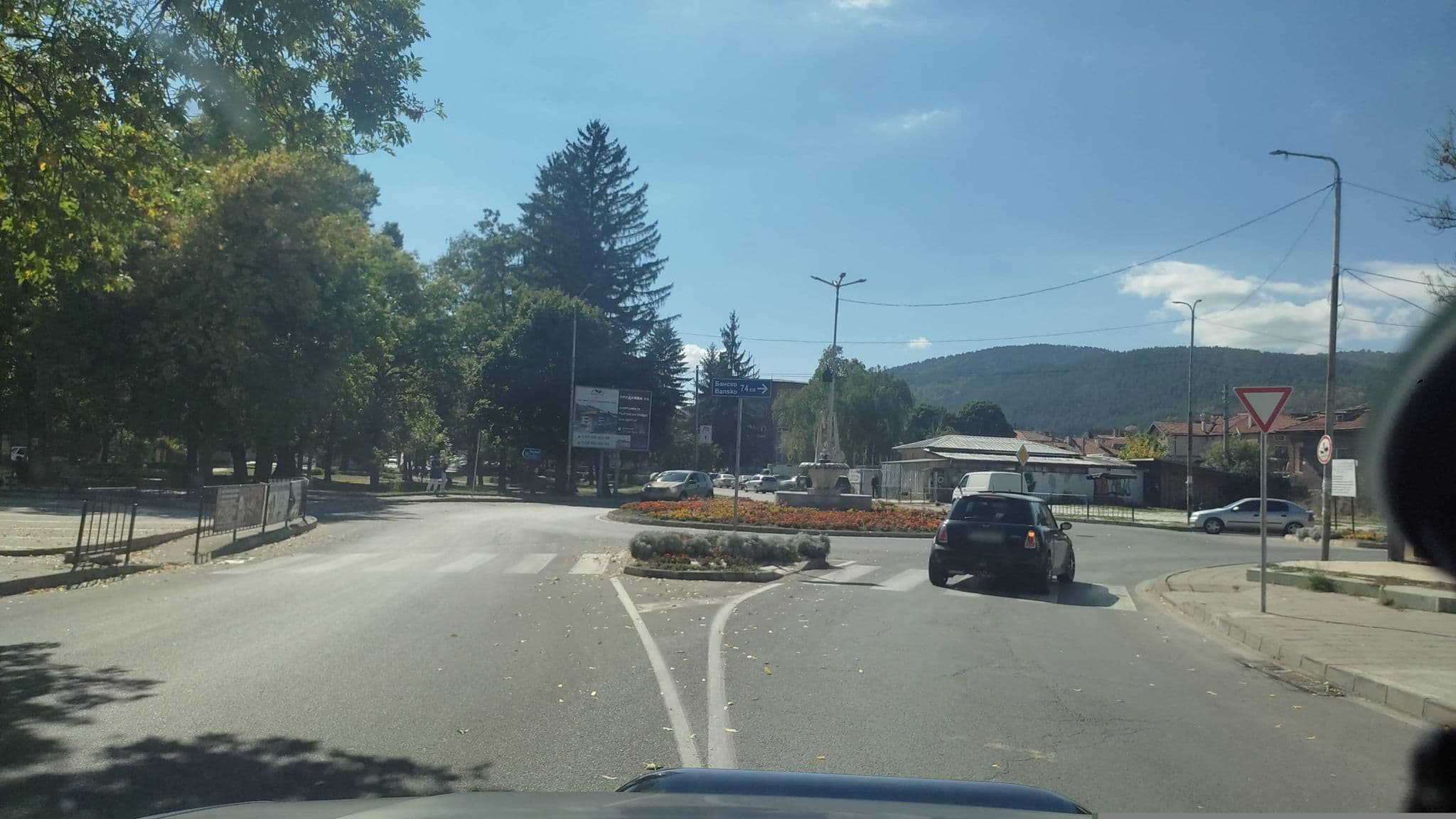 Street view near Velingrad Balneo Otel, Velingrad — © neau (CC BY-SA · Mapillary)