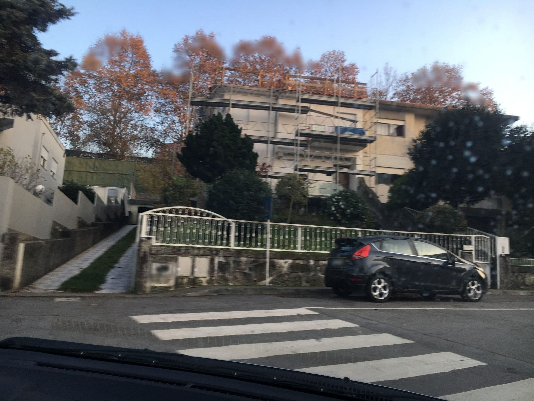Street view near VHostel, Guimarães — © sanjorgepinho (CC BY-SA · Mapillary)