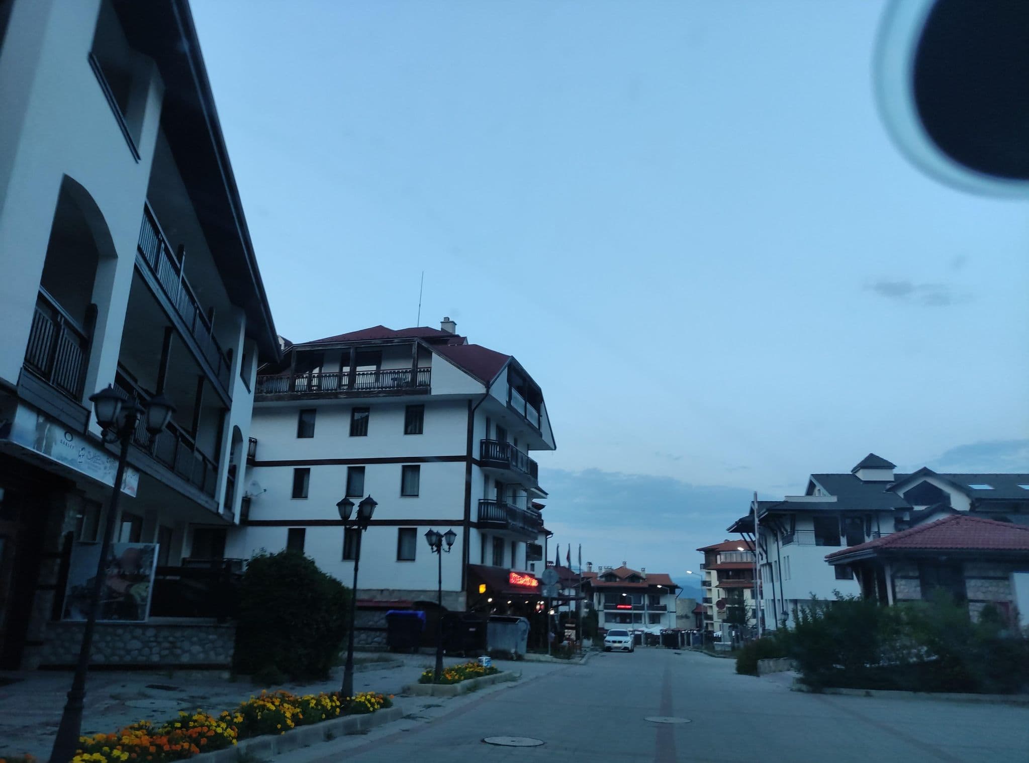 Street view near Astera Hotel, Bansko — © neau (CC BY-SA · Mapillary)