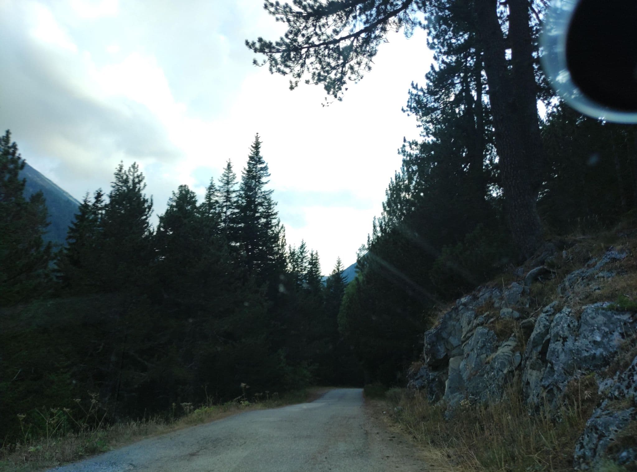 Street view near Хижа Бъндерица, Bansko — © neau (CC BY-SA · Mapillary)