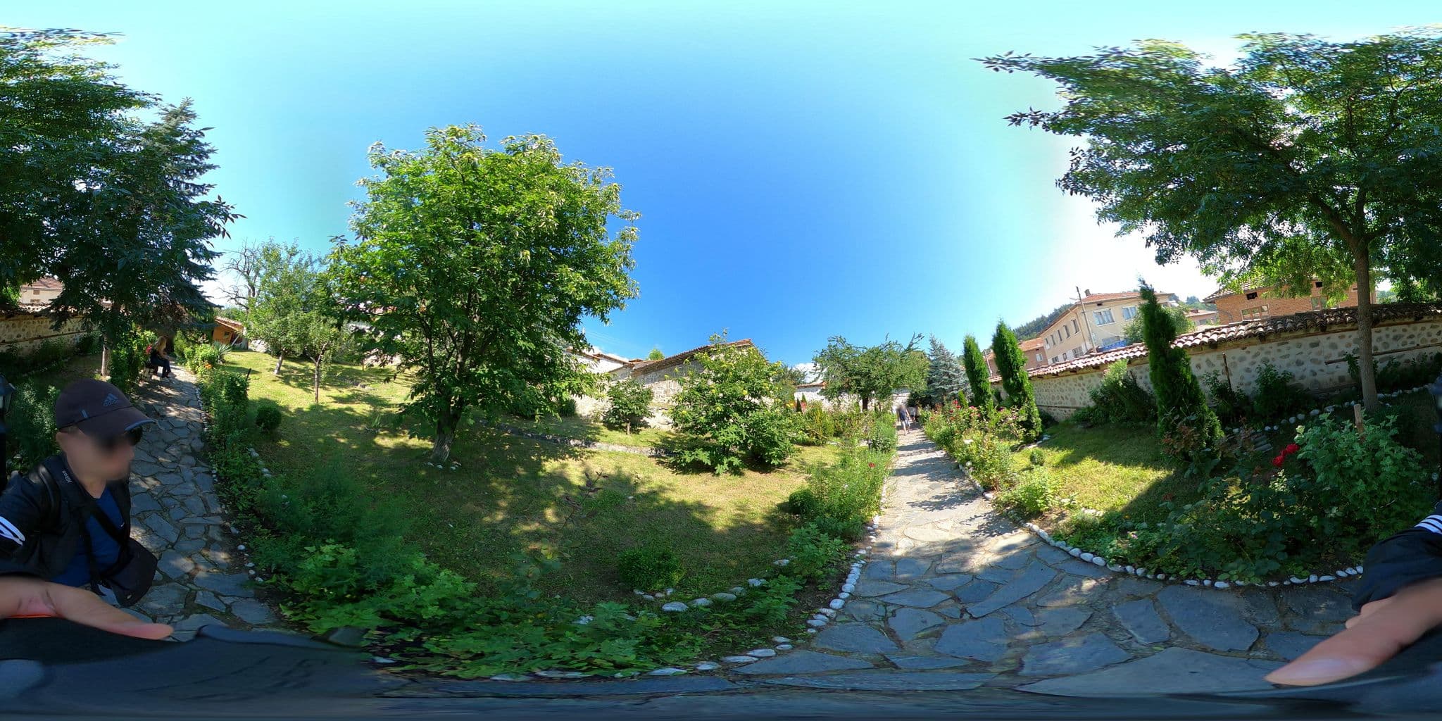 Street view near Къща за Гости Линева, Belitsa — © alexanderbtodorov (CC BY-SA · Mapillary)