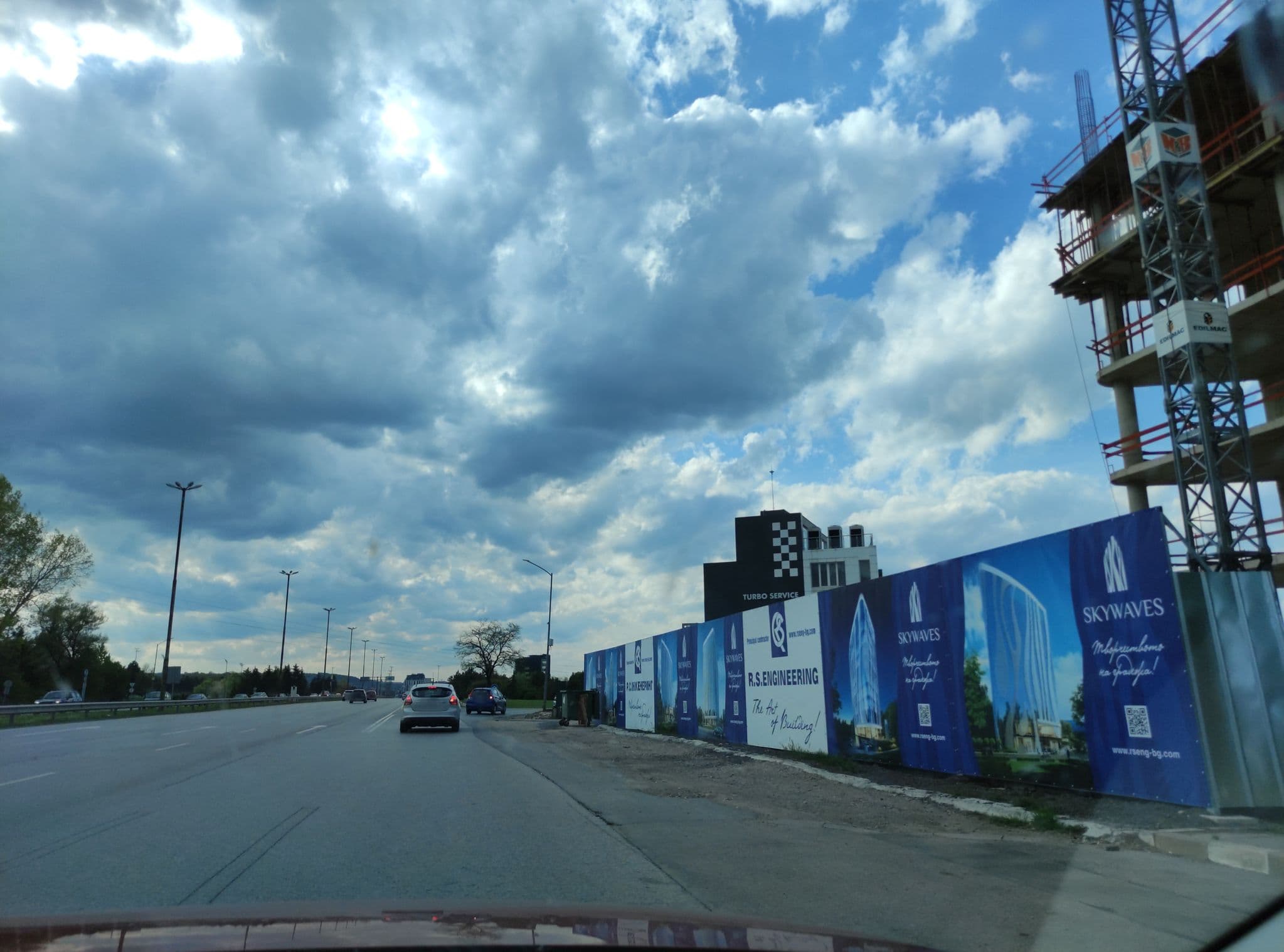 Street view near Earth and People Hotel, Sofia — © neau (CC BY-SA · Mapillary)