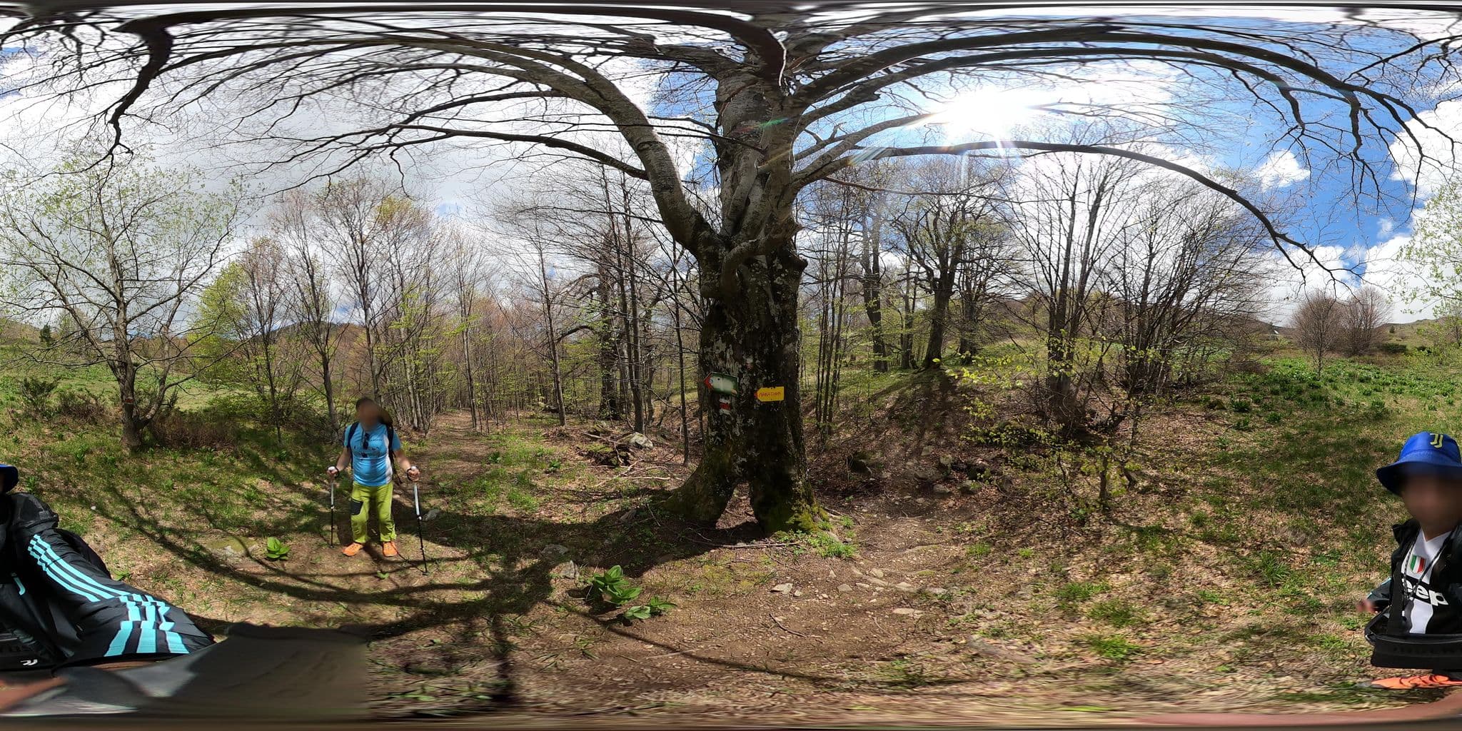 Street view near Хижа Пробойница, Varshets — © alexanderbtodorov (CC BY-SA · Mapillary)