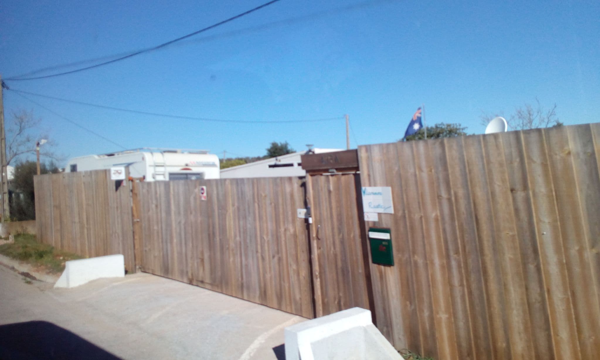 Street view near Vilamoura Rustic Motorhome Aire, Vilamoura — © micmin1972 (CC BY-SA · Mapillary)