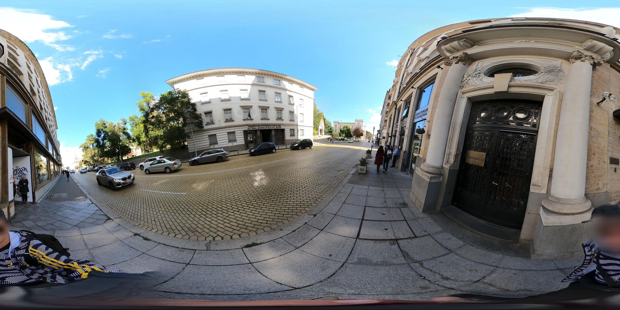 Street view near хотел Балкан, зала Средец, Sofia — © alexanderbtodorov (CC BY-SA · Mapillary)