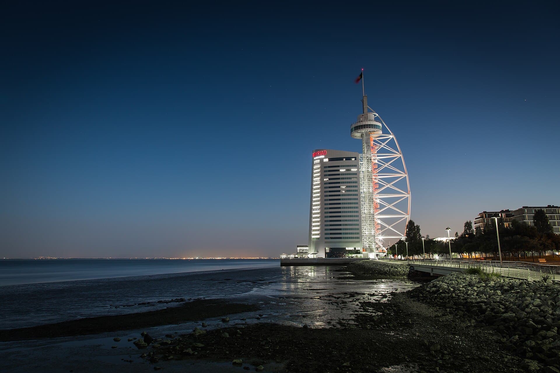 Myriad by Sana Hotels (via Wikimedia Commons, CC BY-SA 2.0)