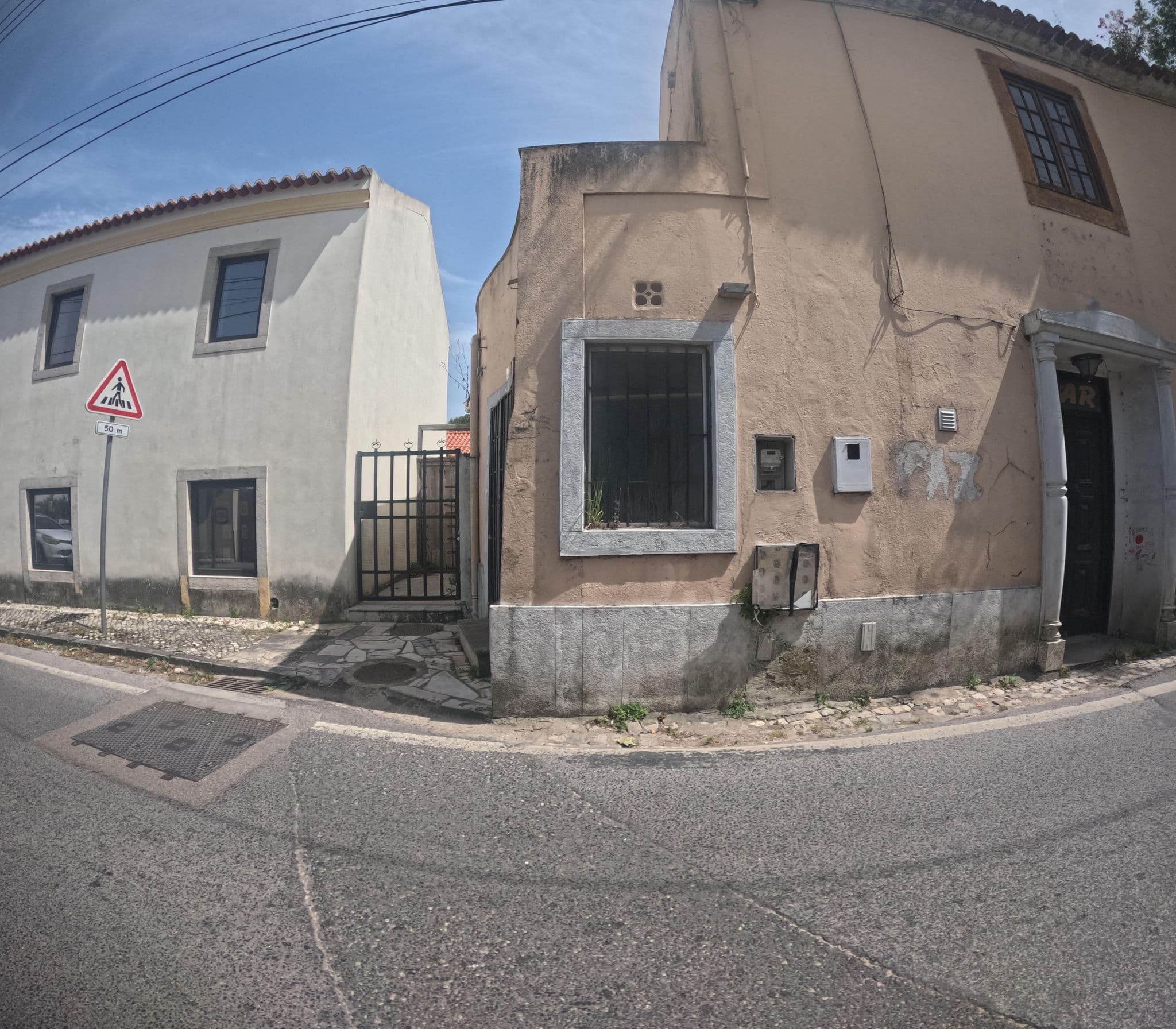 Street view near Vila Vitorino, Colares — © danielagos12 (CC BY-SA · Mapillary)
