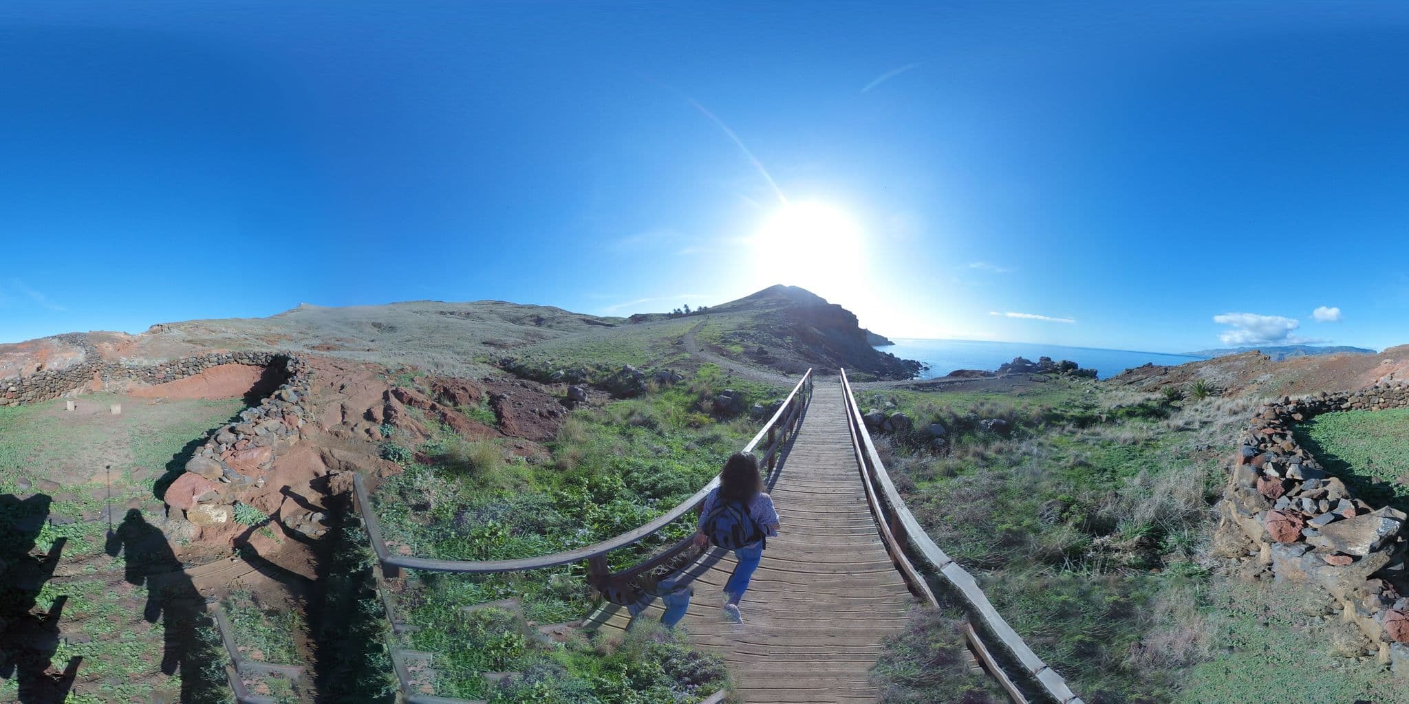 Street view near Ponta de São Lourenço, Caniçal — © nunocaldeira (CC BY-SA · Mapillary)