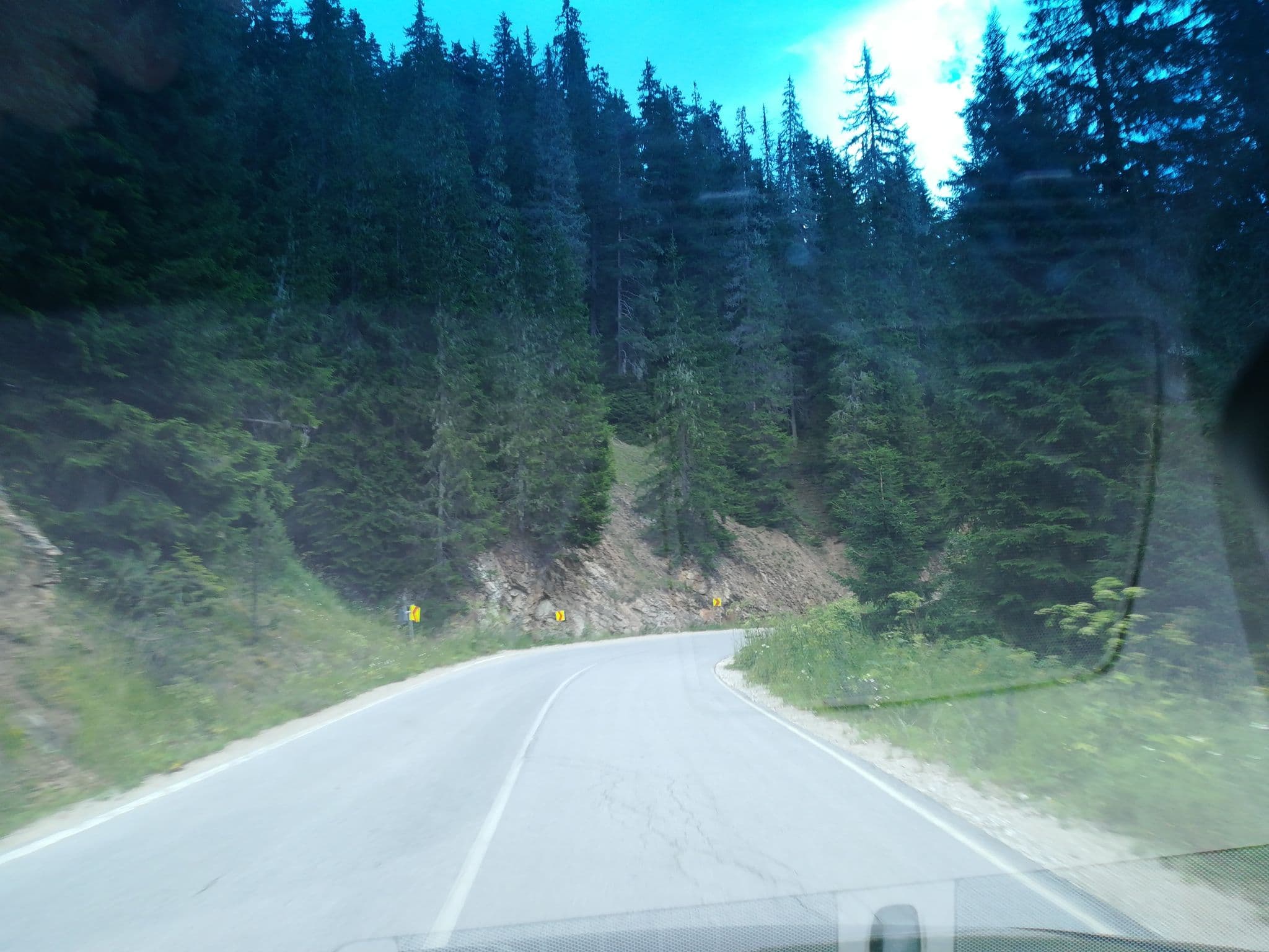 Street view near Complex Boriki, Chepelare — © ivanov (CC BY-SA · Mapillary)