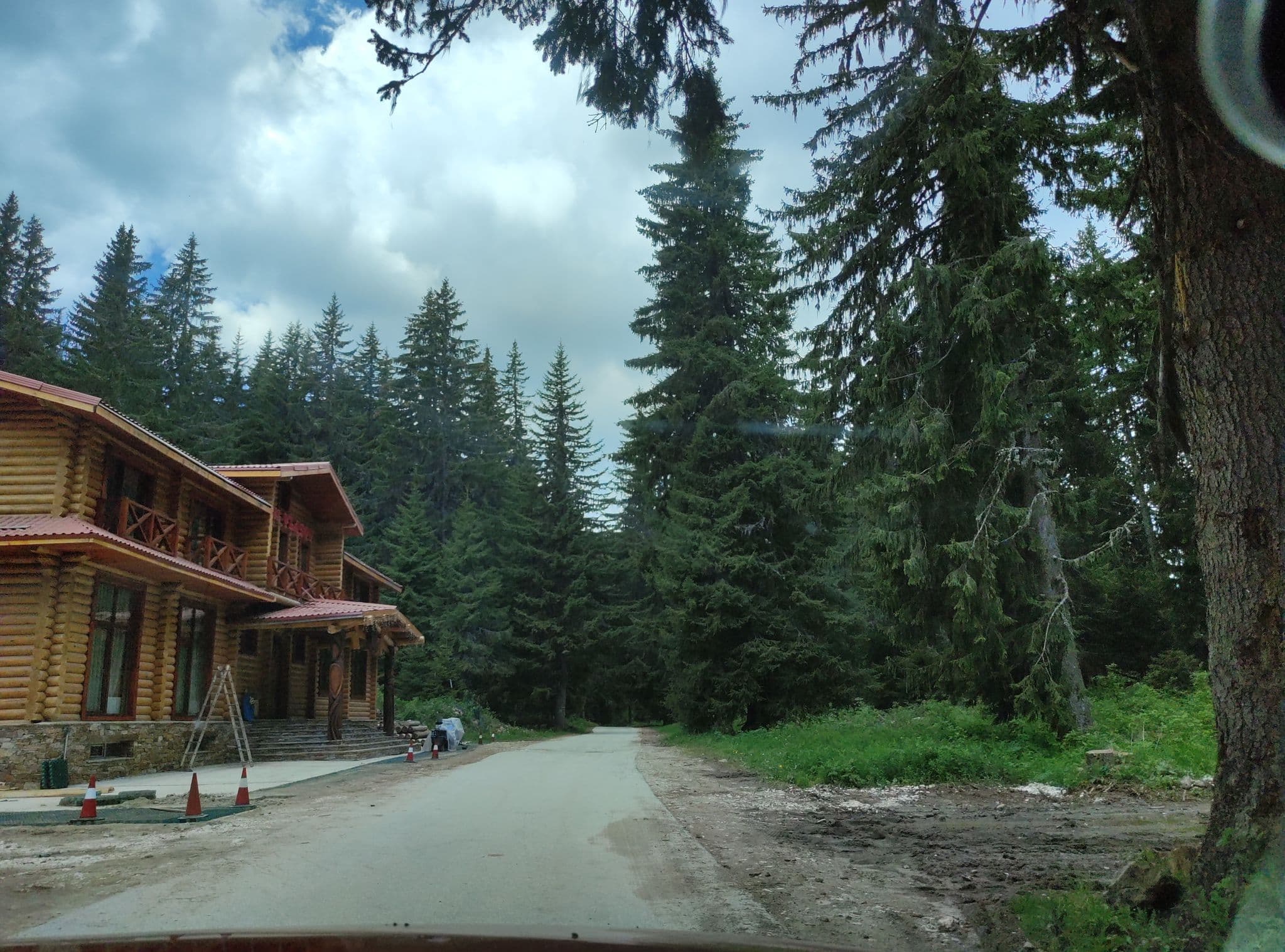 Street view near Власов (Vlasov), Smolyan — © neau (CC BY-SA · Mapillary)