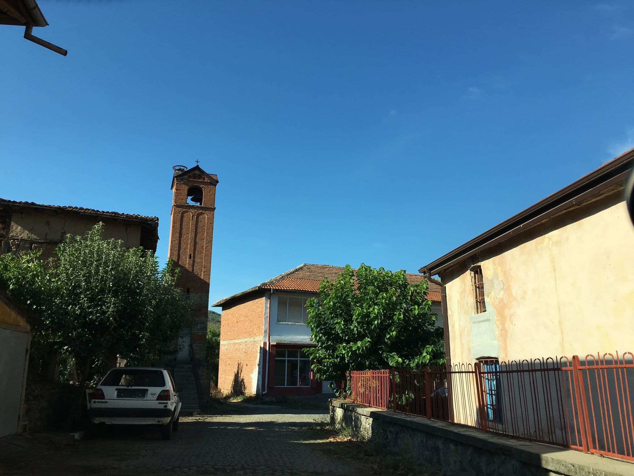 Street view near Еко-комплекс "Букор Щепи" (Hotel Bukor Shtepi), Ivaylovgrad — © rerex (CC BY-SA · Mapillary)