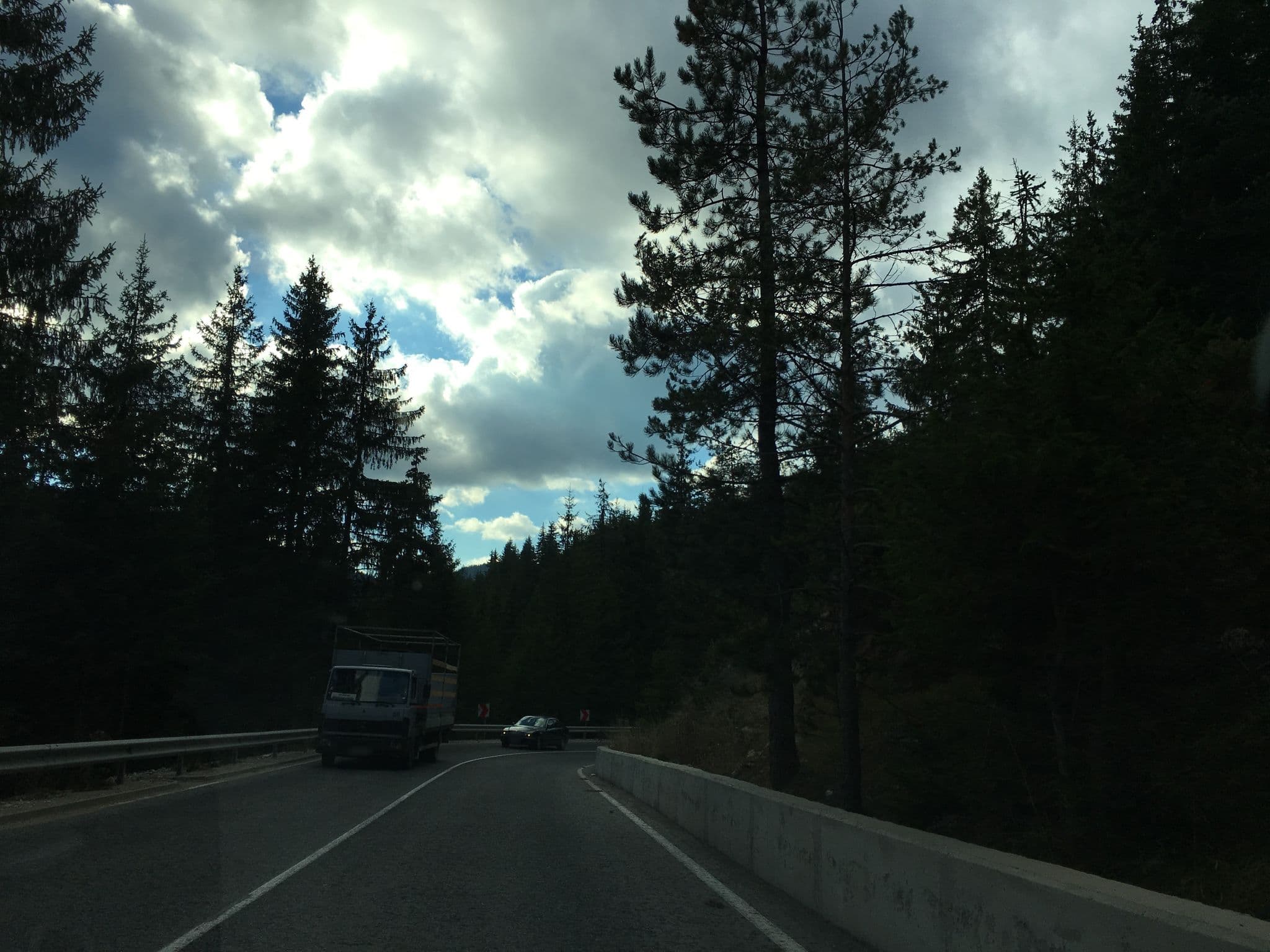 Street view near Къщи под звездите, Chepelare — © rerex (CC BY-SA · Mapillary)