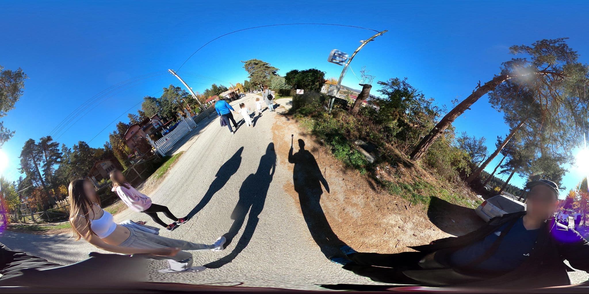 Street view near Кълвачеви, Batak — © alexanderbtodorov (CC BY-SA · Mapillary)