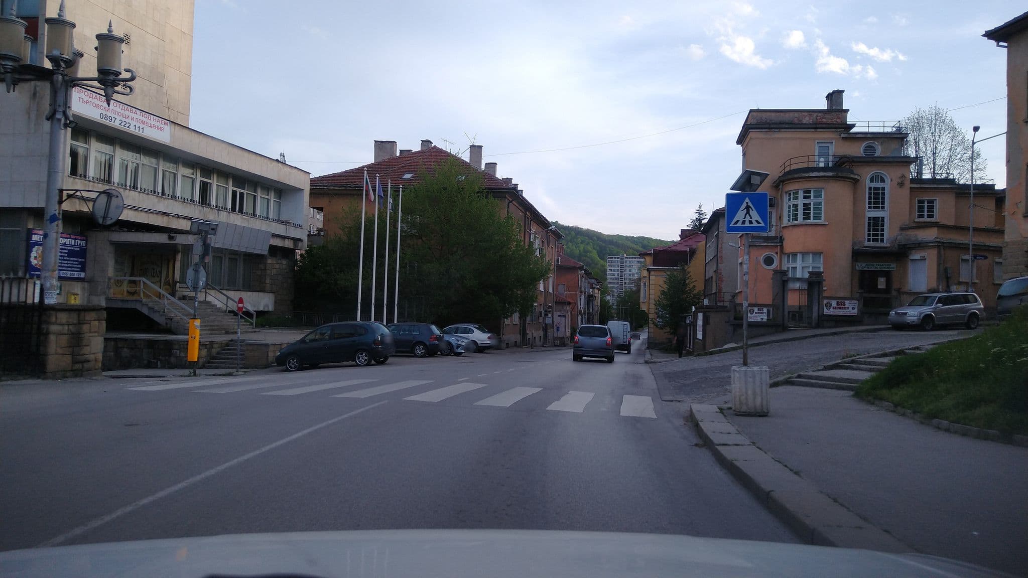 Street view near Hotel Balkan, Gabrovo — © hhristov (CC BY-SA · Mapillary)