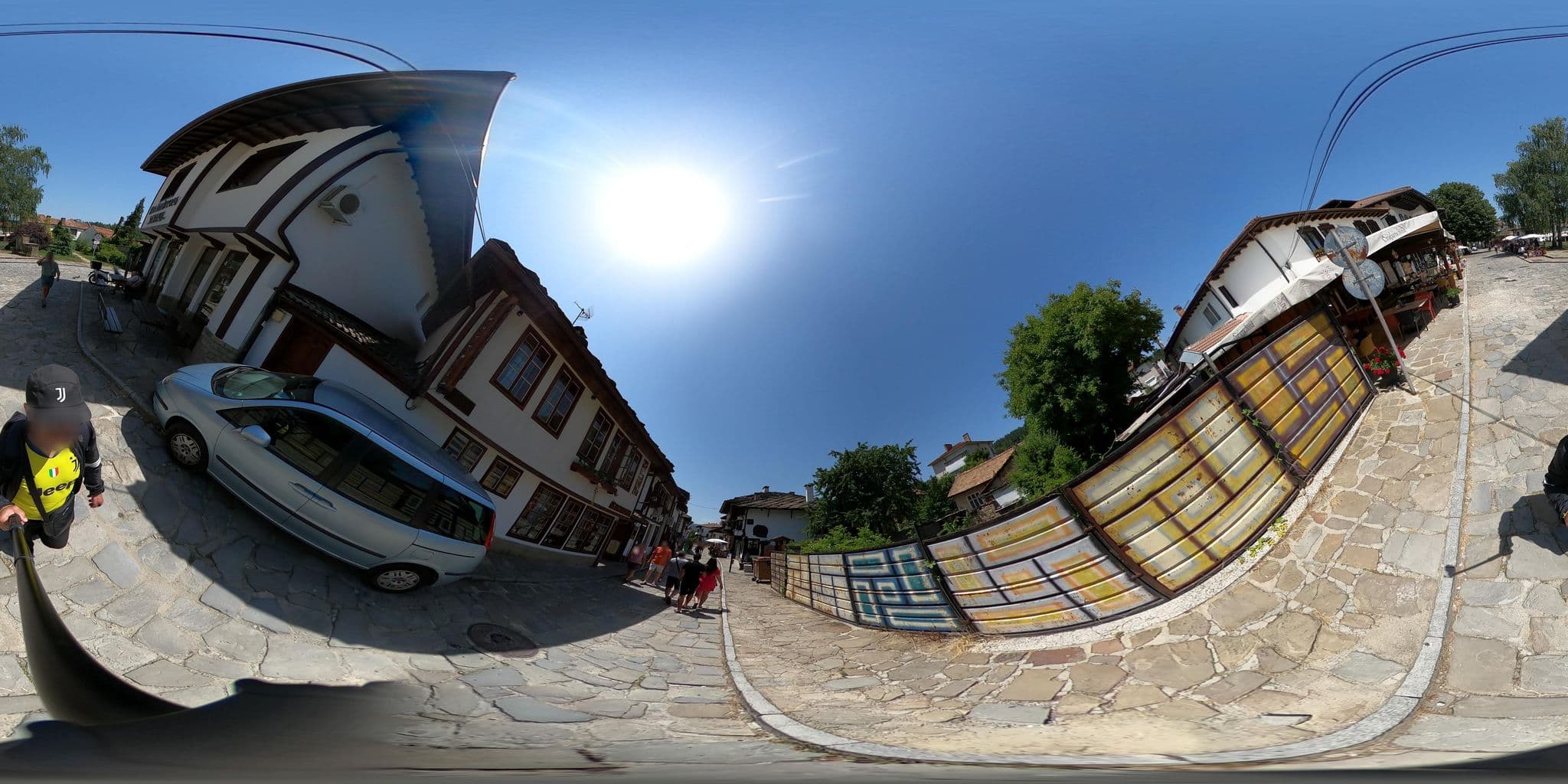 Street view near Комплекс Възрожденци, Tryavna — © alexanderbtodorov (CC BY-SA · Mapillary)