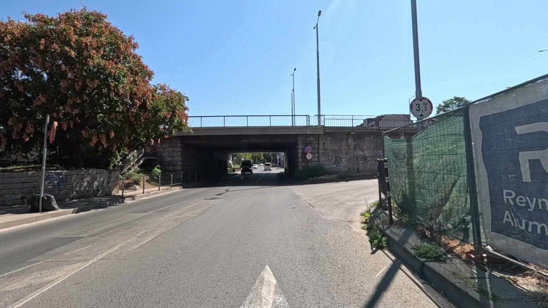 Street view near Ramada Plovdiv, Plovdiv — © Kristiqn (CC BY-SA · Mapillary)