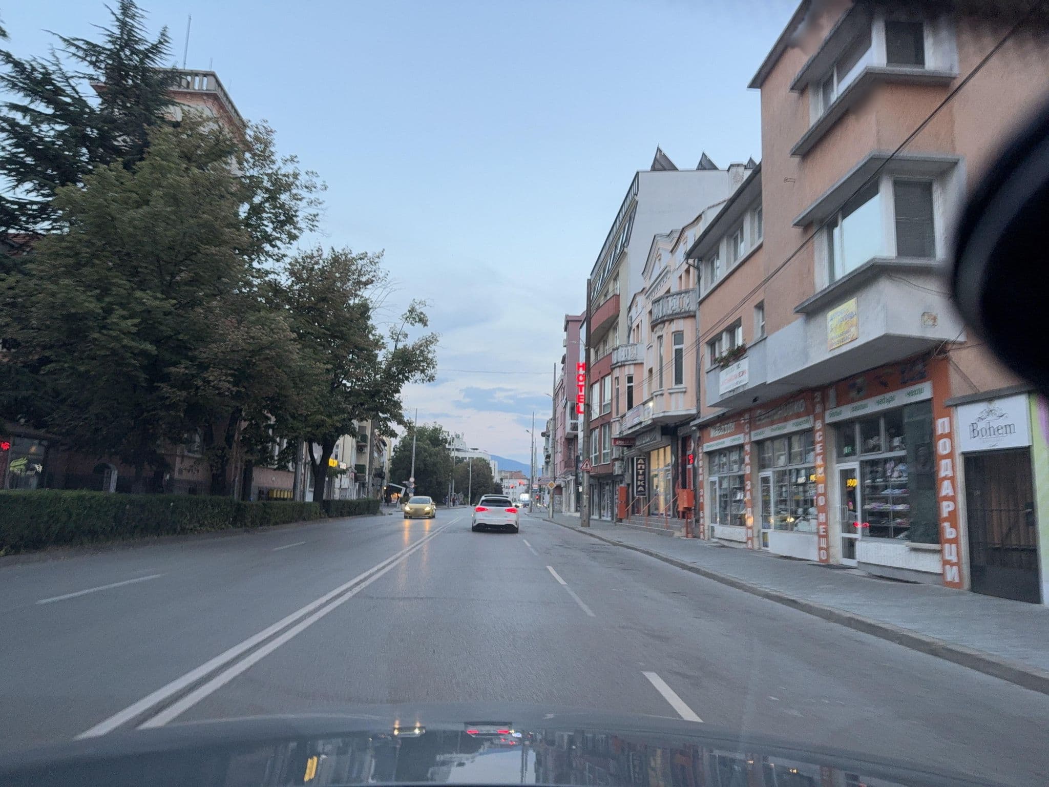Street view near Boutique Apartments - Sevtopolis, Kazanlak — © Didaka (CC BY-SA · Mapillary)