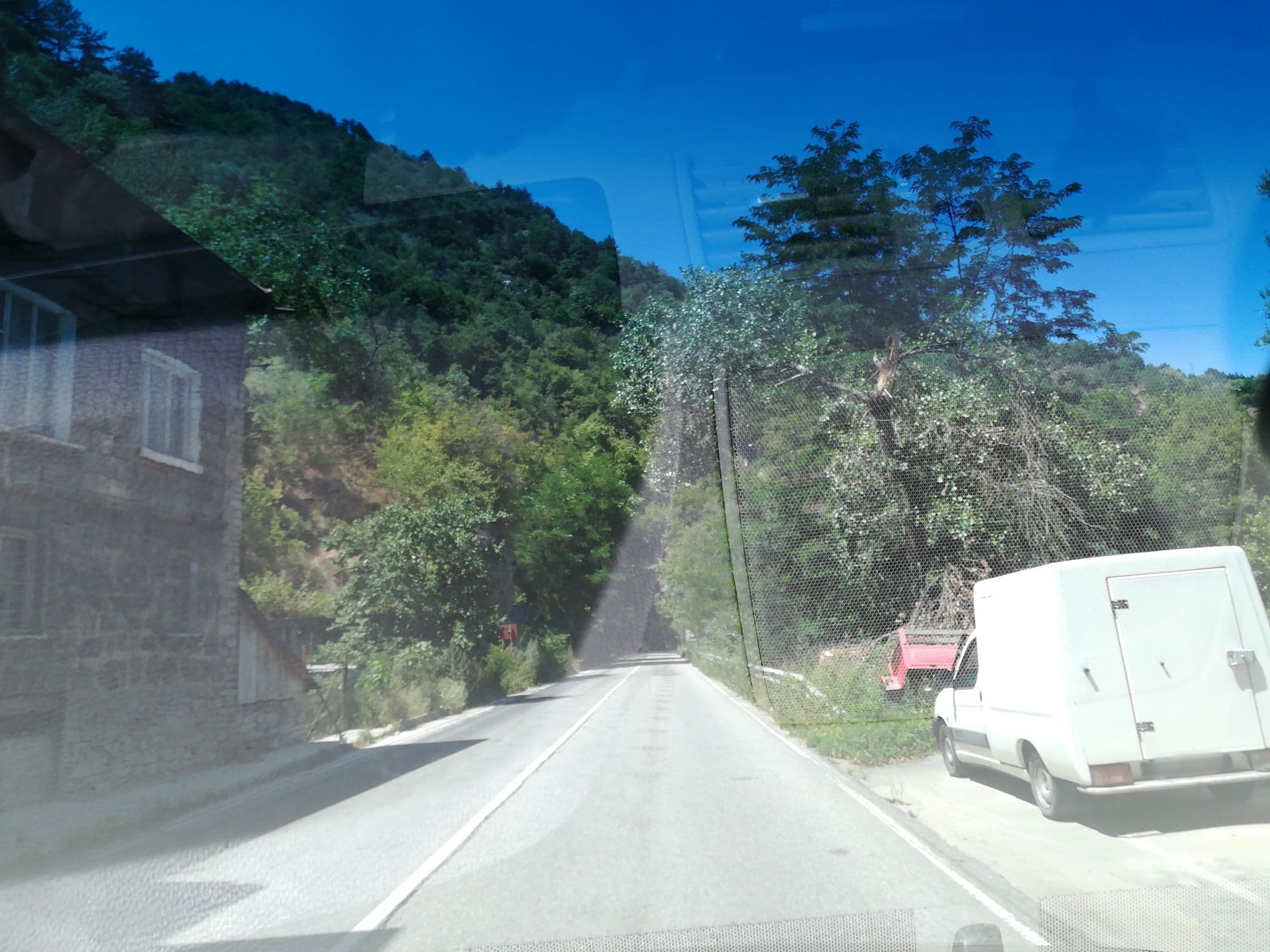 Street view near Вила Амброзия, Asenovgrad — © ivanov (CC BY-SA · Mapillary)