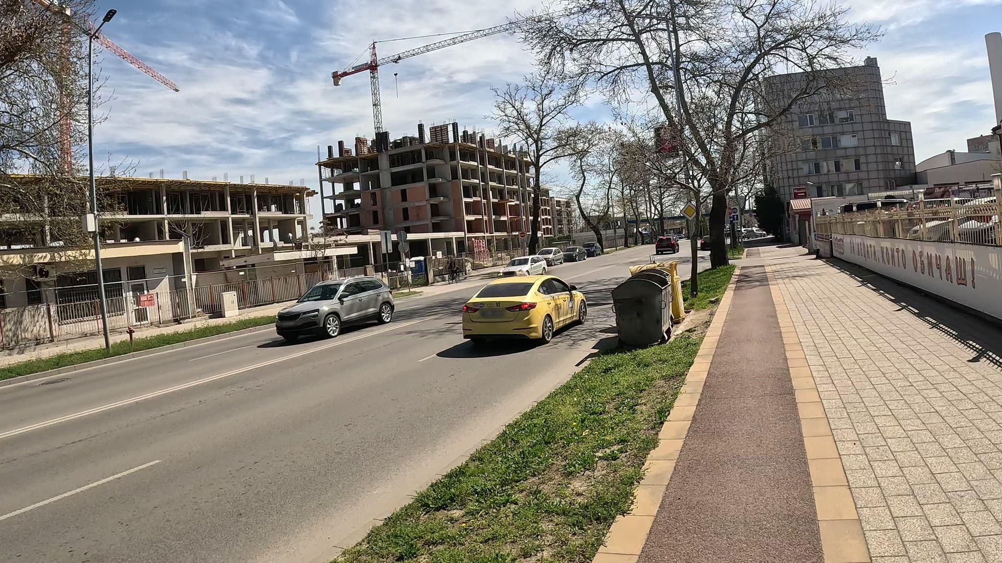Street view near Hotel Kendros, Plovdiv — © ivanatora (CC BY-SA · Mapillary)