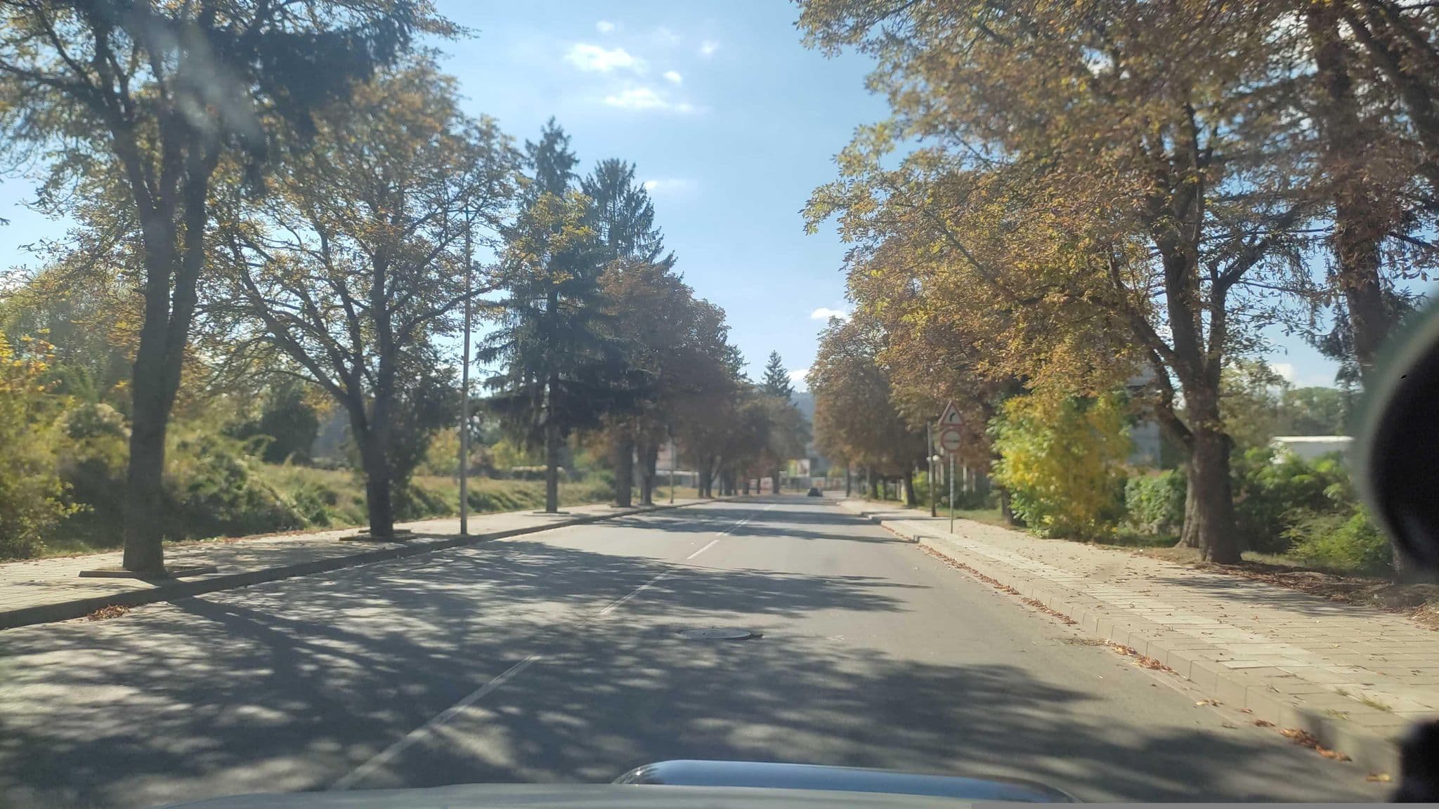 Street view near Хотел Велинград, Velingrad — © neau (CC BY-SA · Mapillary)