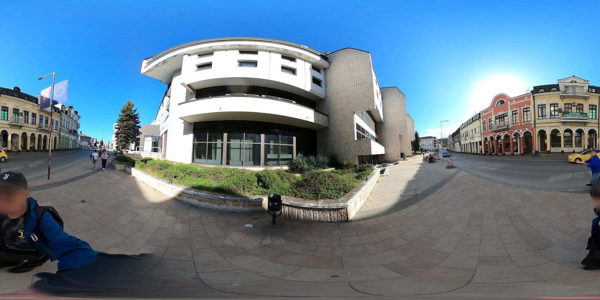Street view near хотел Ловеч, Lovech — © alexanderbtodorov (CC BY-SA · Mapillary)