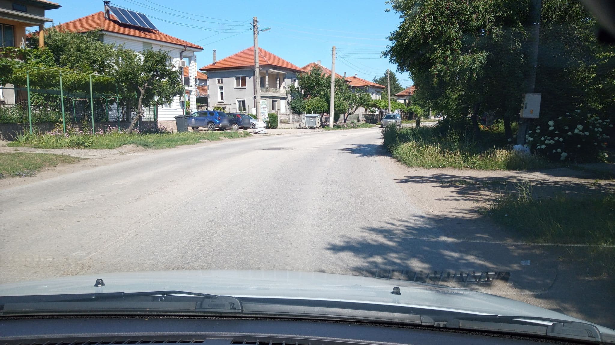 Street view near Къща за гости Симона, Dolna Mitropolia — © rhhs (CC BY-SA · Mapillary)
