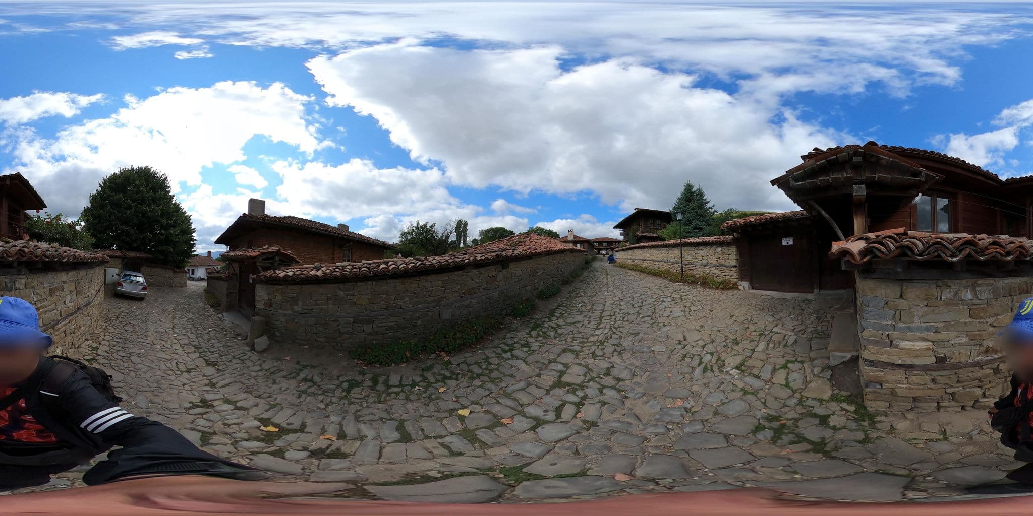 Street view near Еко къща Жеравна, Kotel — © alexanderbtodorov (CC BY-SA · Mapillary)
