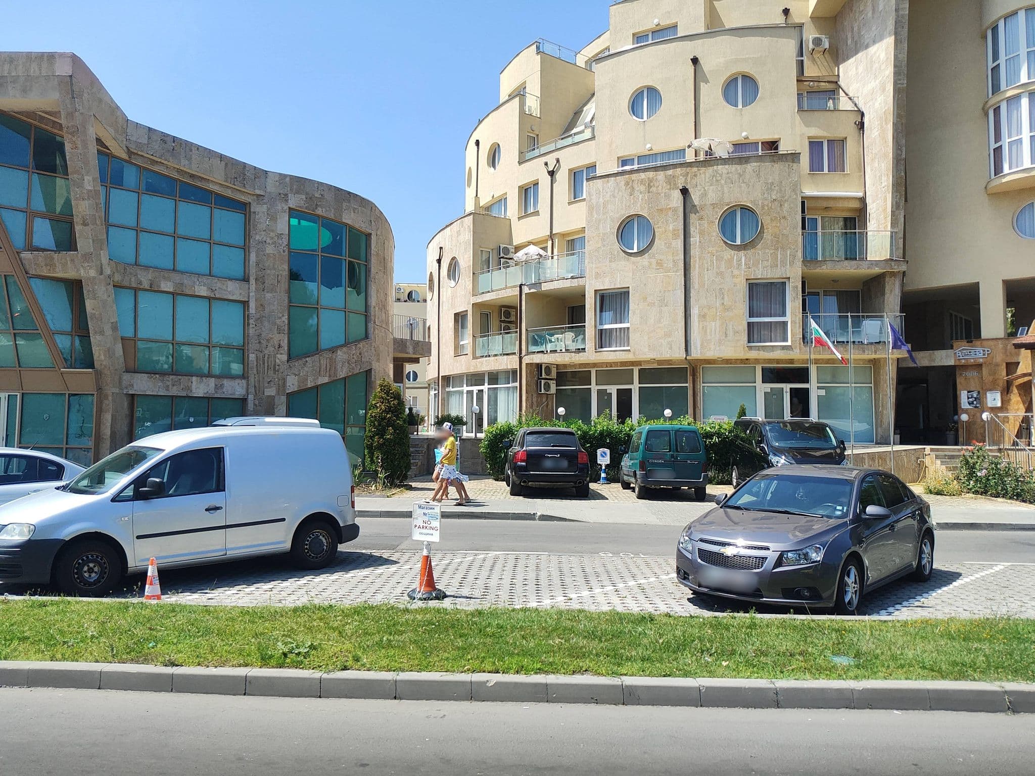 Street view near Vechna R, Nesebar — © approksimator (CC BY-SA · Mapillary)