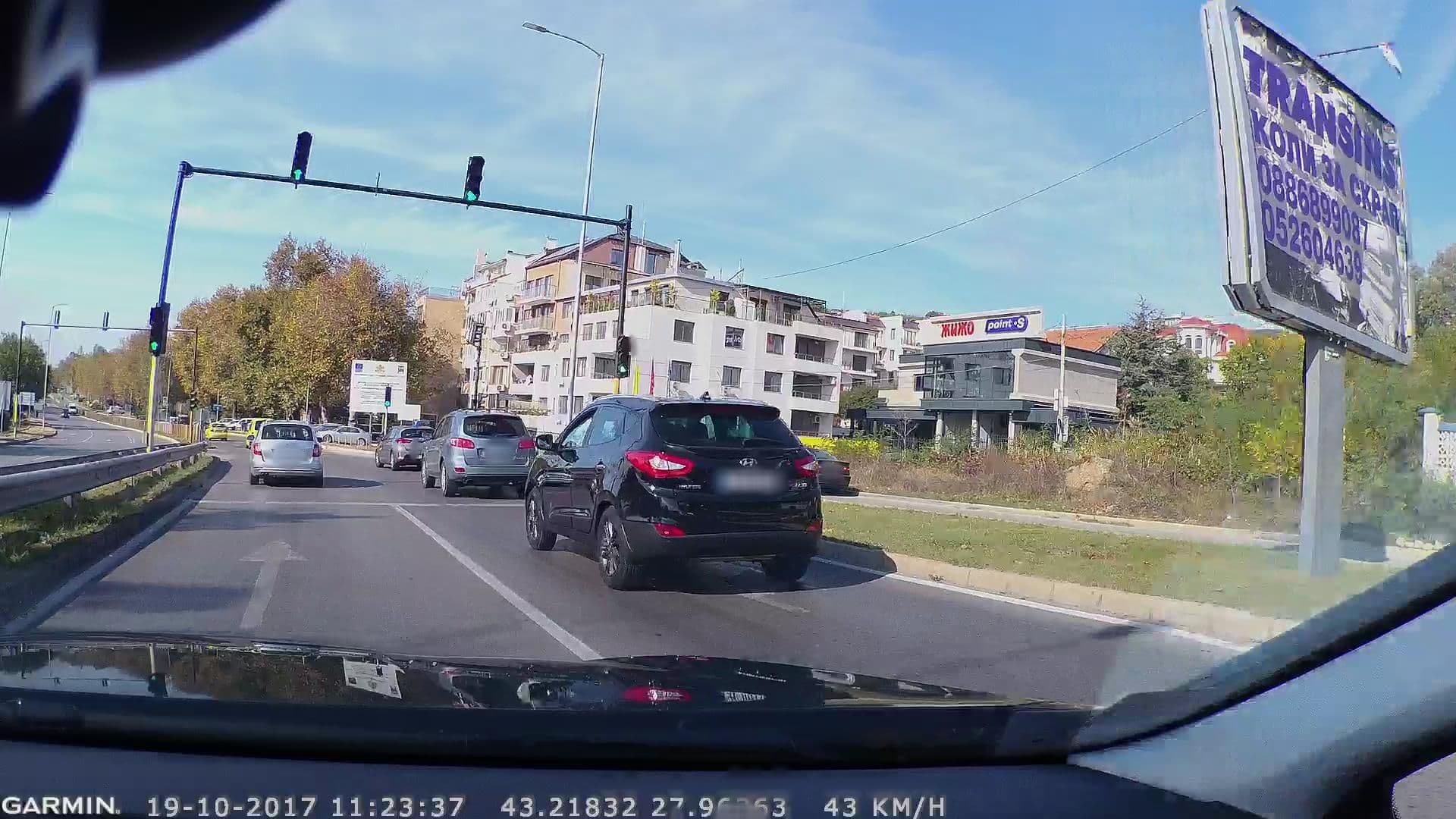 Street view near Хотел Маяк, Zlatni Pyasatsi — © navteq_bg (CC BY-SA · Mapillary)
