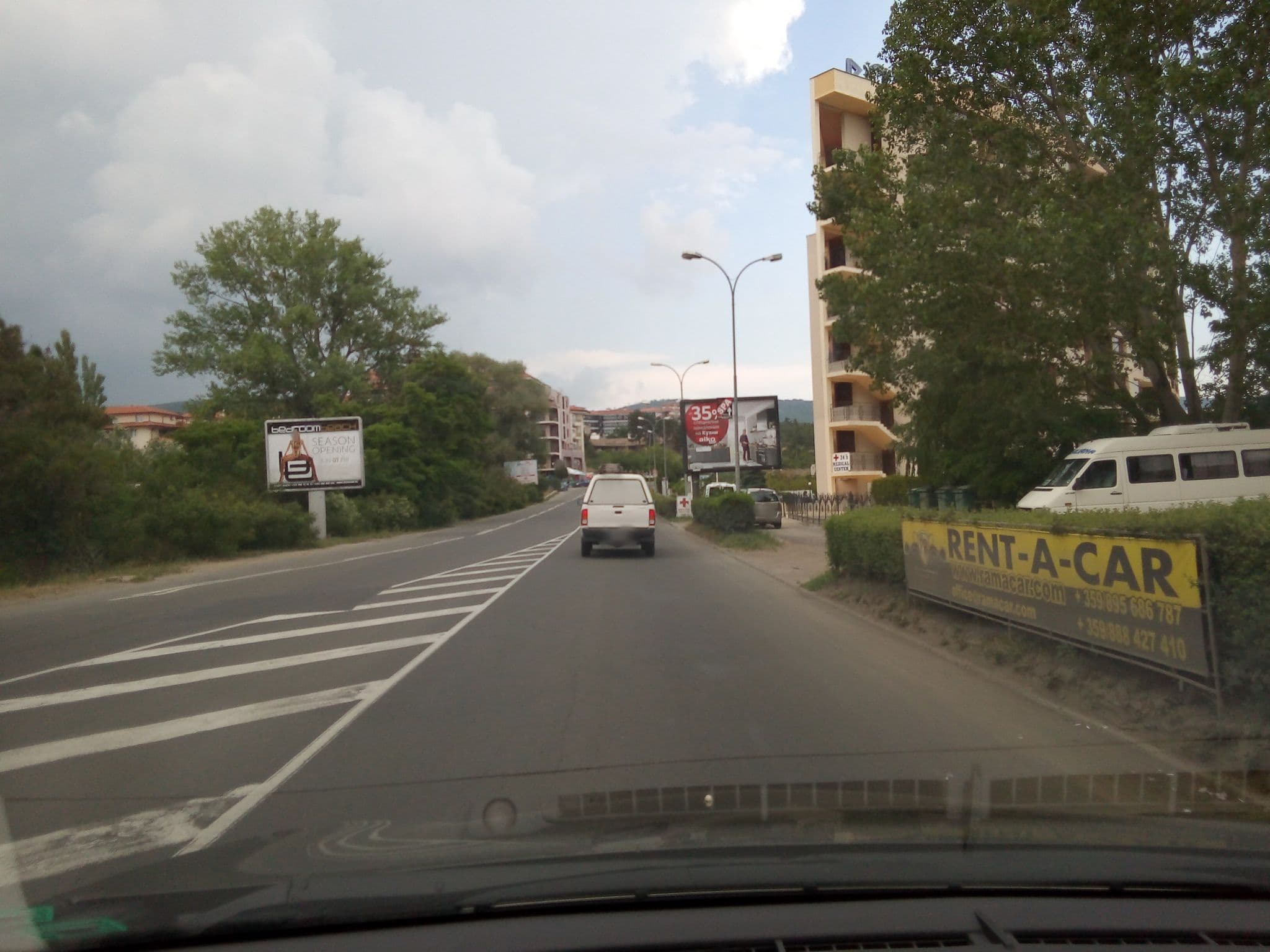Street view near Riu Helios Paradise Room 2092, Sveti Vlas — © micmin1972 (CC BY-SA · Mapillary)