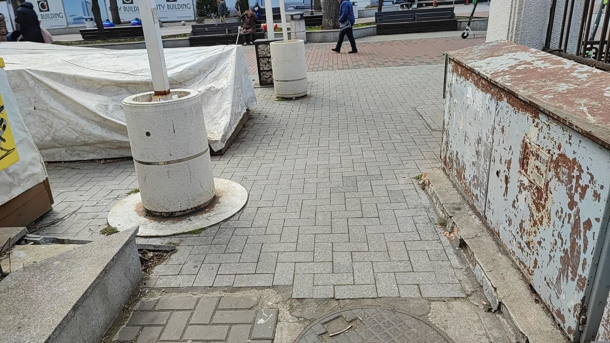 Street view near Casino Hotel Cherno more, Varna — © babu6ka (CC BY-SA · Mapillary)