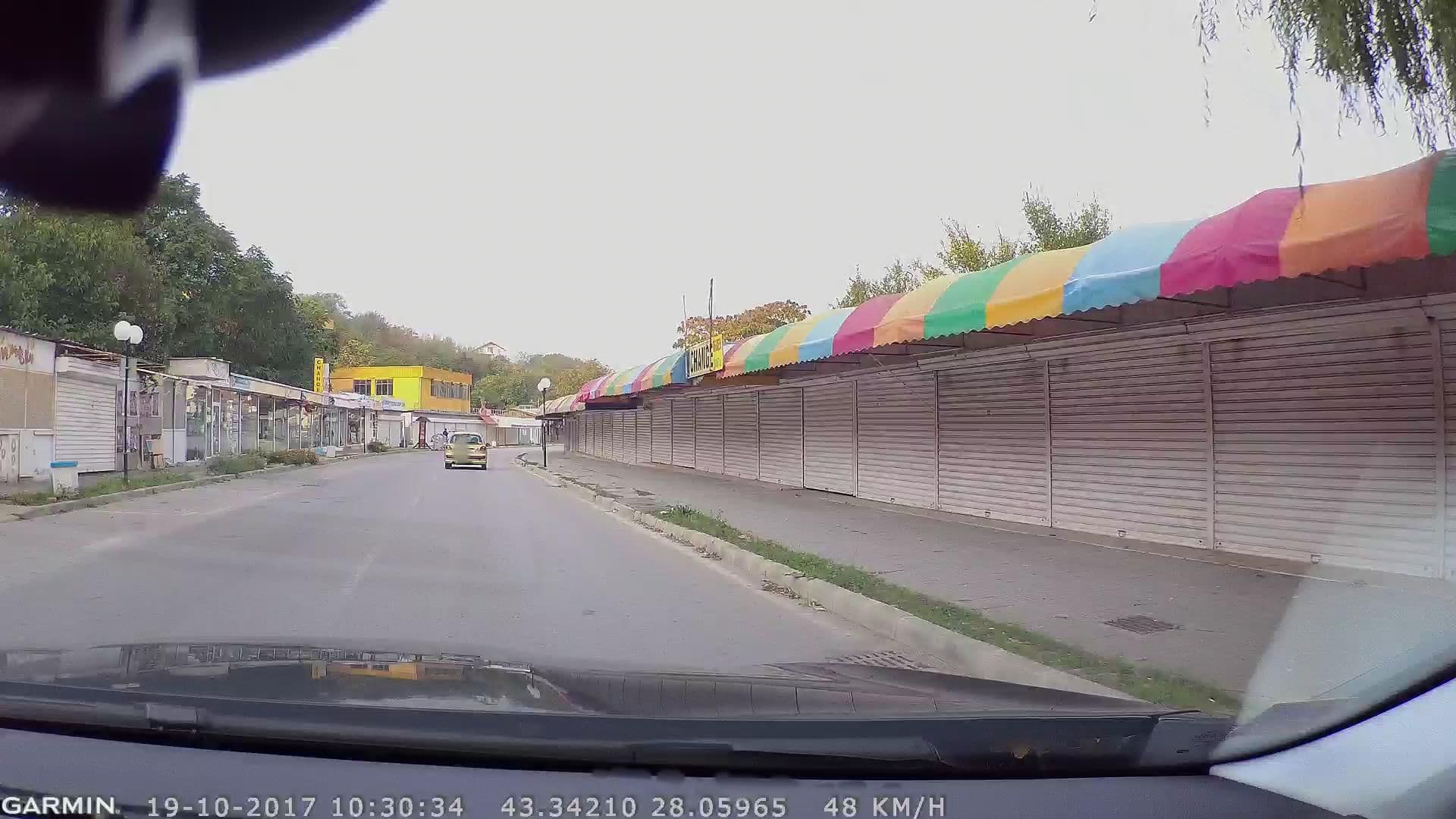 Street view near ин май рум, Zlatni Pyasatsi — © navteq_bg (CC BY-SA · Mapillary)