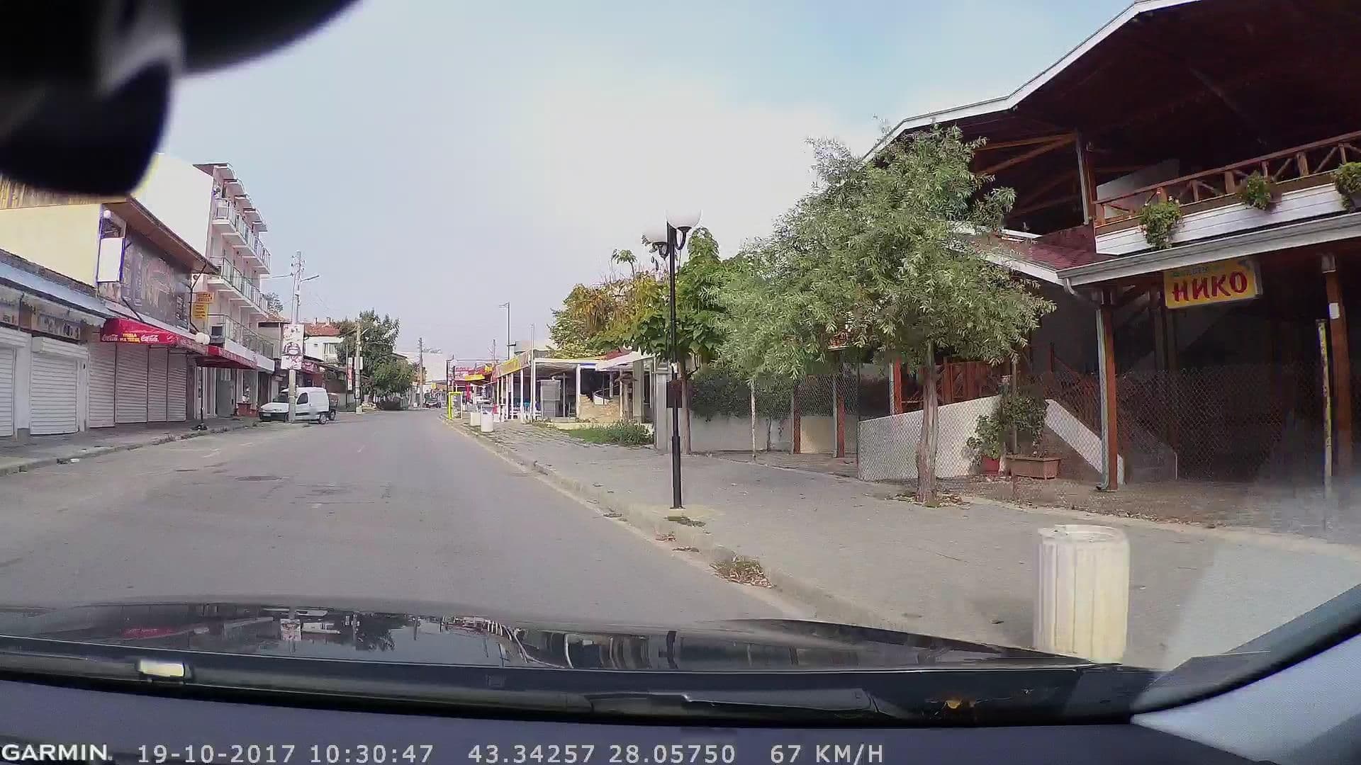 Street view near къща за гости стелс, Zlatni Pyasatsi — © navteq_bg (CC BY-SA · Mapillary)