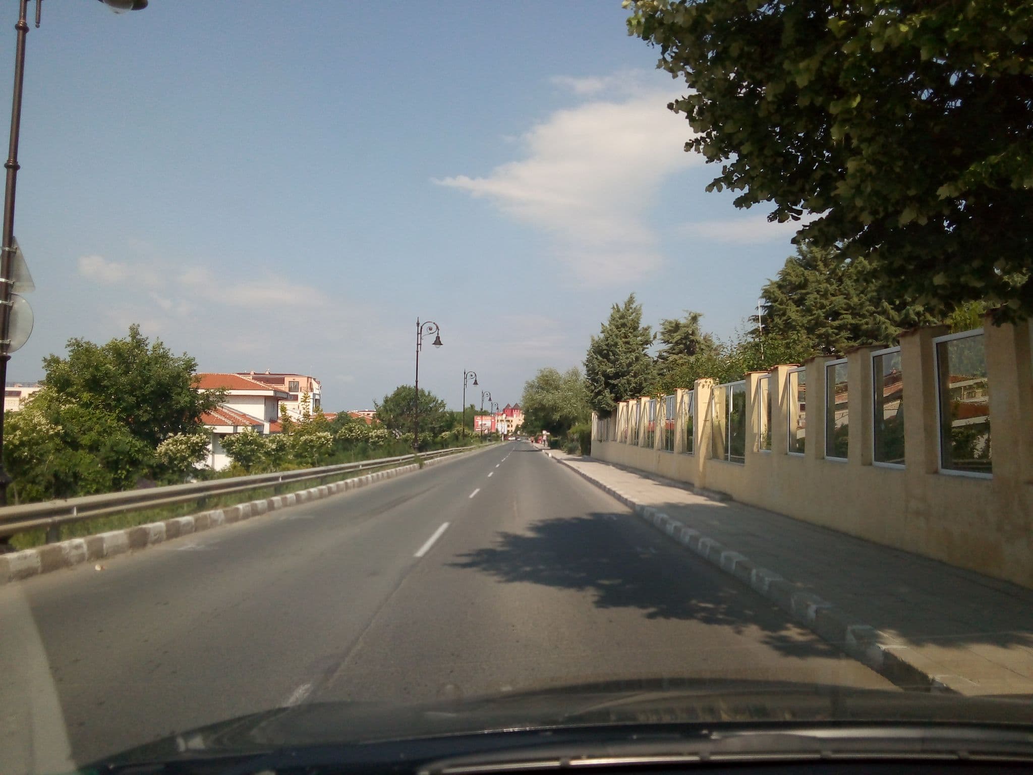 Street view near Hotel "Consul"-Saint Vlas/Хотел "Консул"-Свети Влас, Sveti Vlas — © micmin1972 (CC BY-SA · Mapillary)