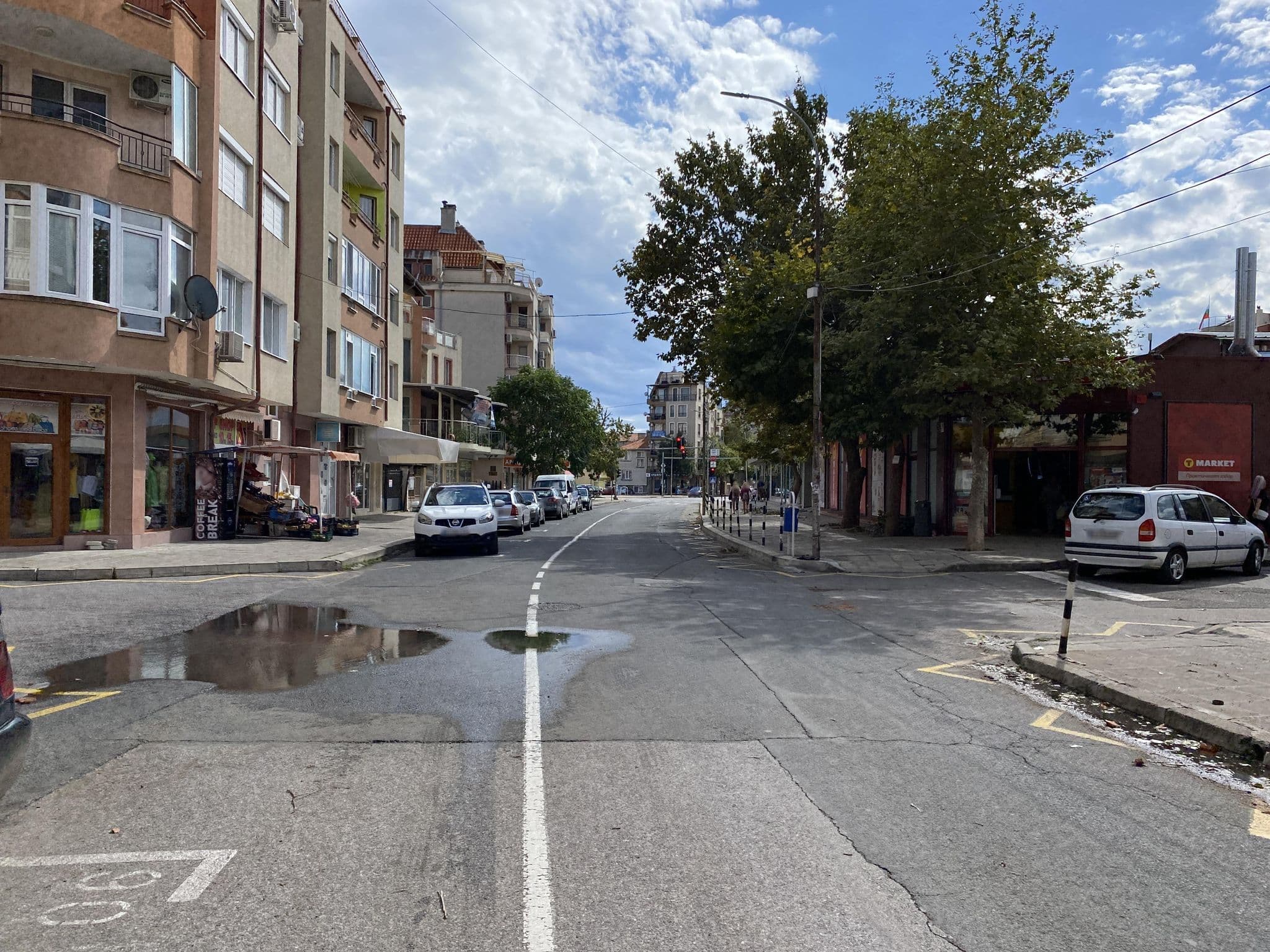 Street view near Хотел Денз / Hotel Denz, Pomorie — © vadi (CC BY-SA · Mapillary)