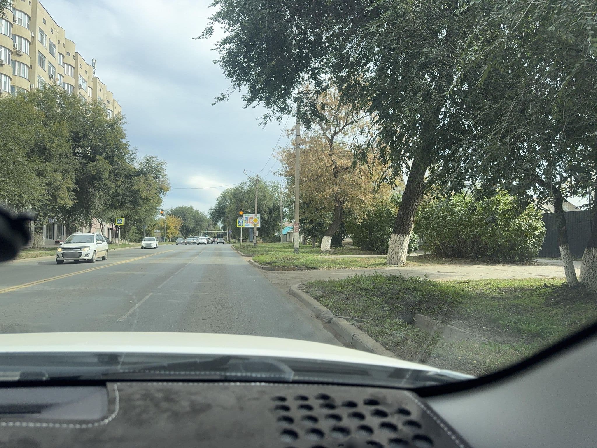 Street view near Apart Inn, Oral — © beka1986 (CC BY-SA · Mapillary)