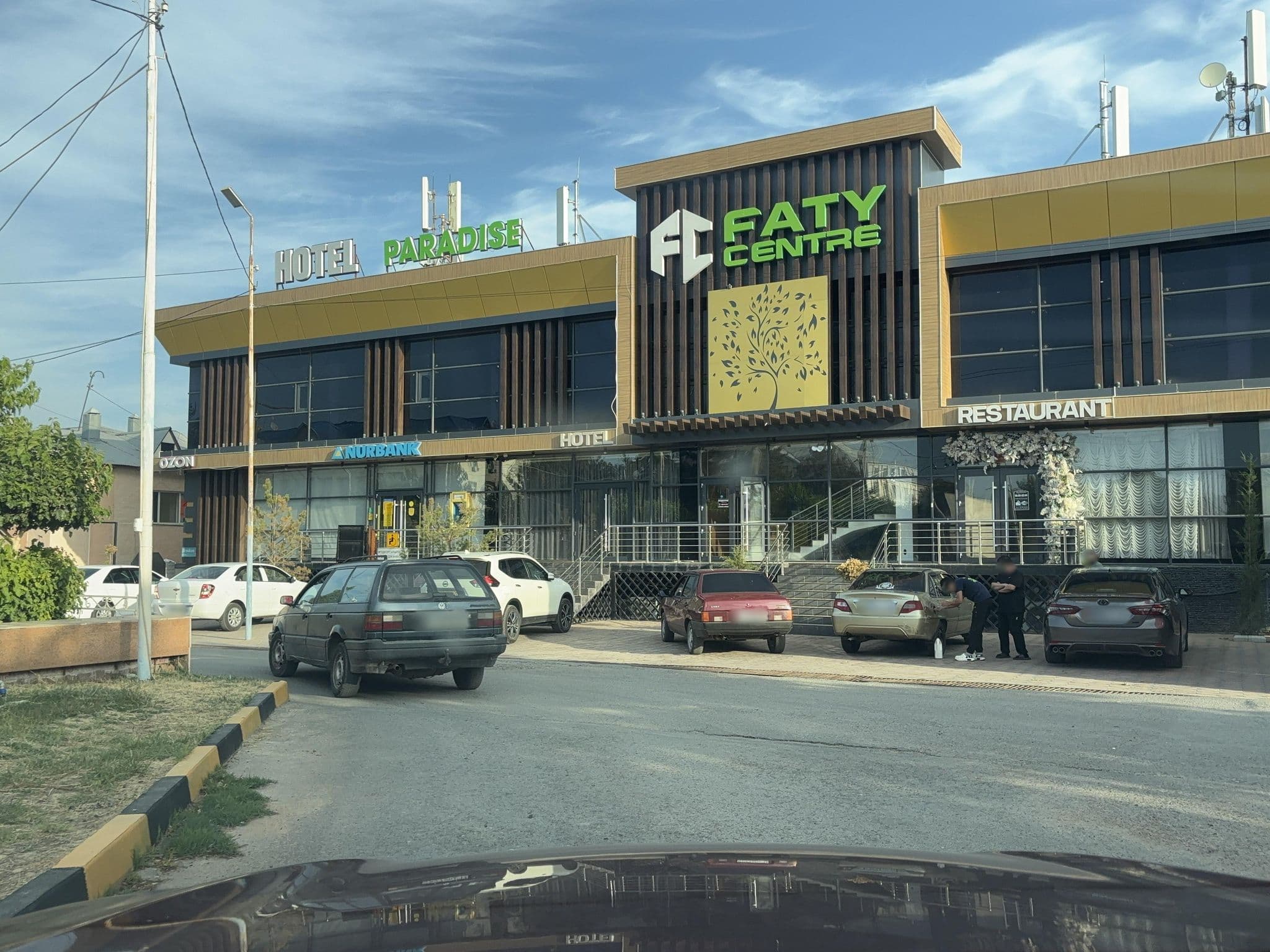 Street view near Paradis, Saryaghash — © Daulet-78 (CC BY-SA · Mapillary)