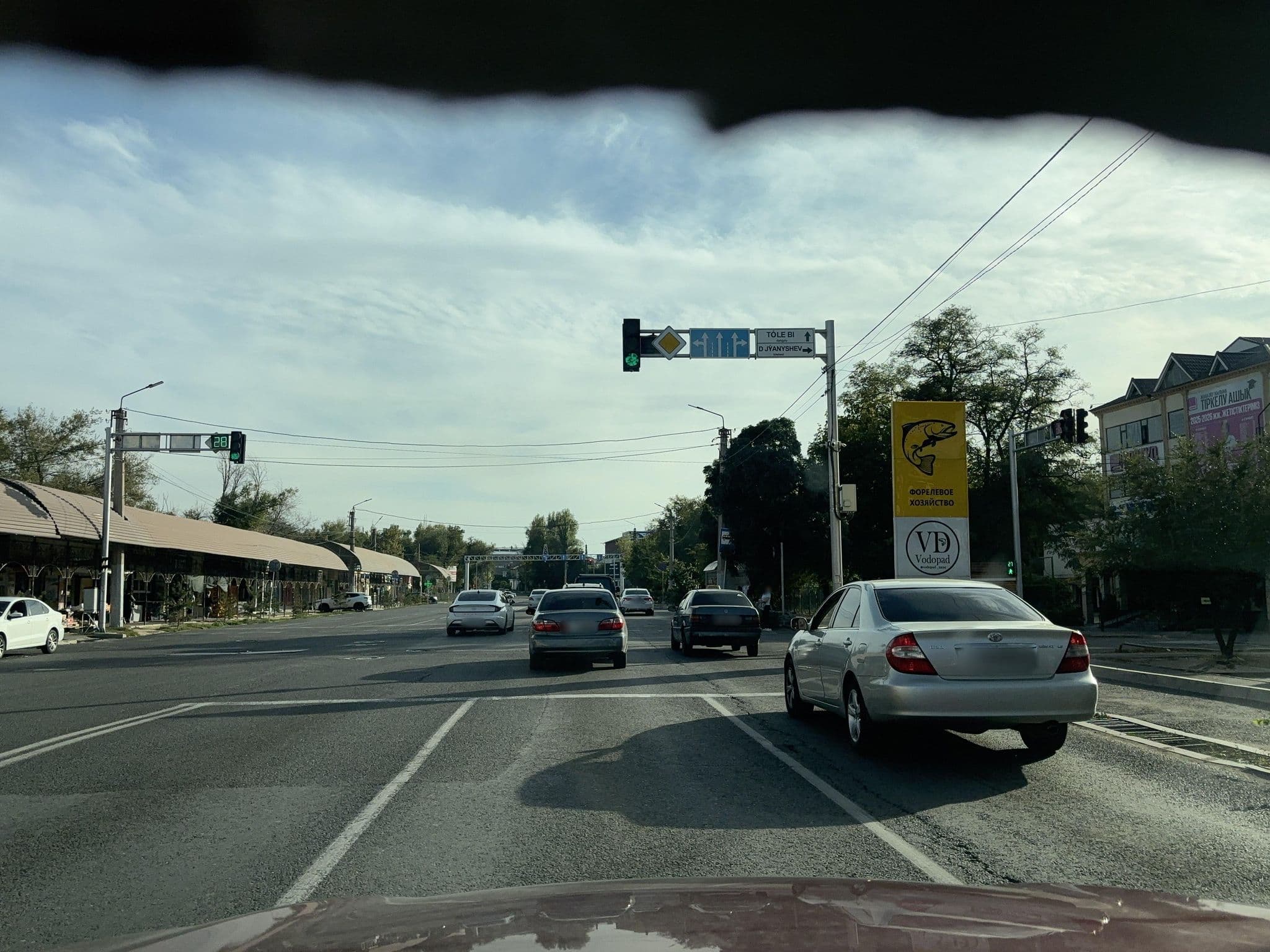 Street view near Гостиница Анель, Taraz — © Daulet-78 (CC BY-SA · Mapillary)