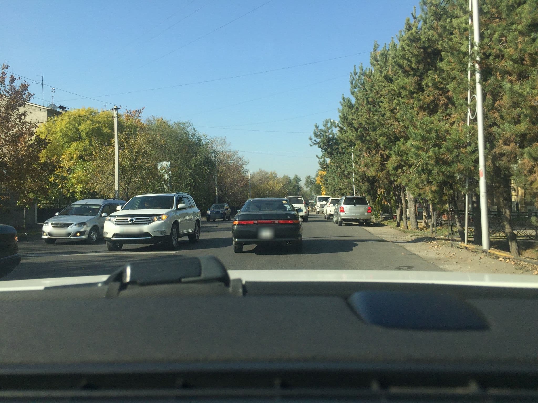Street view near Гостиница Алия, Almaty — © 99problems (CC BY-SA · Mapillary)