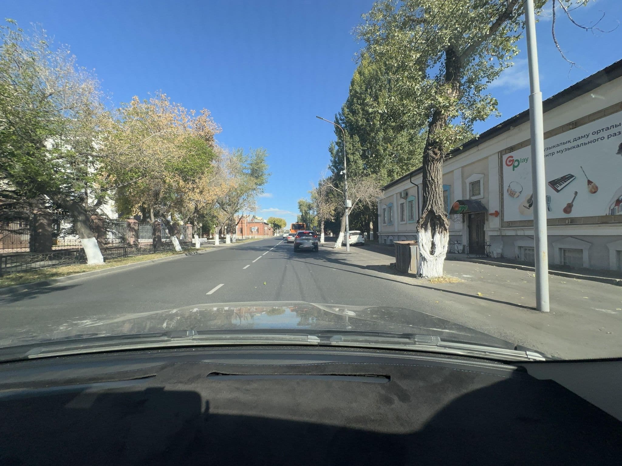 Street view near Гостиница "Нуртау", Pavlodar — © Akbota (CC BY-SA · Mapillary)