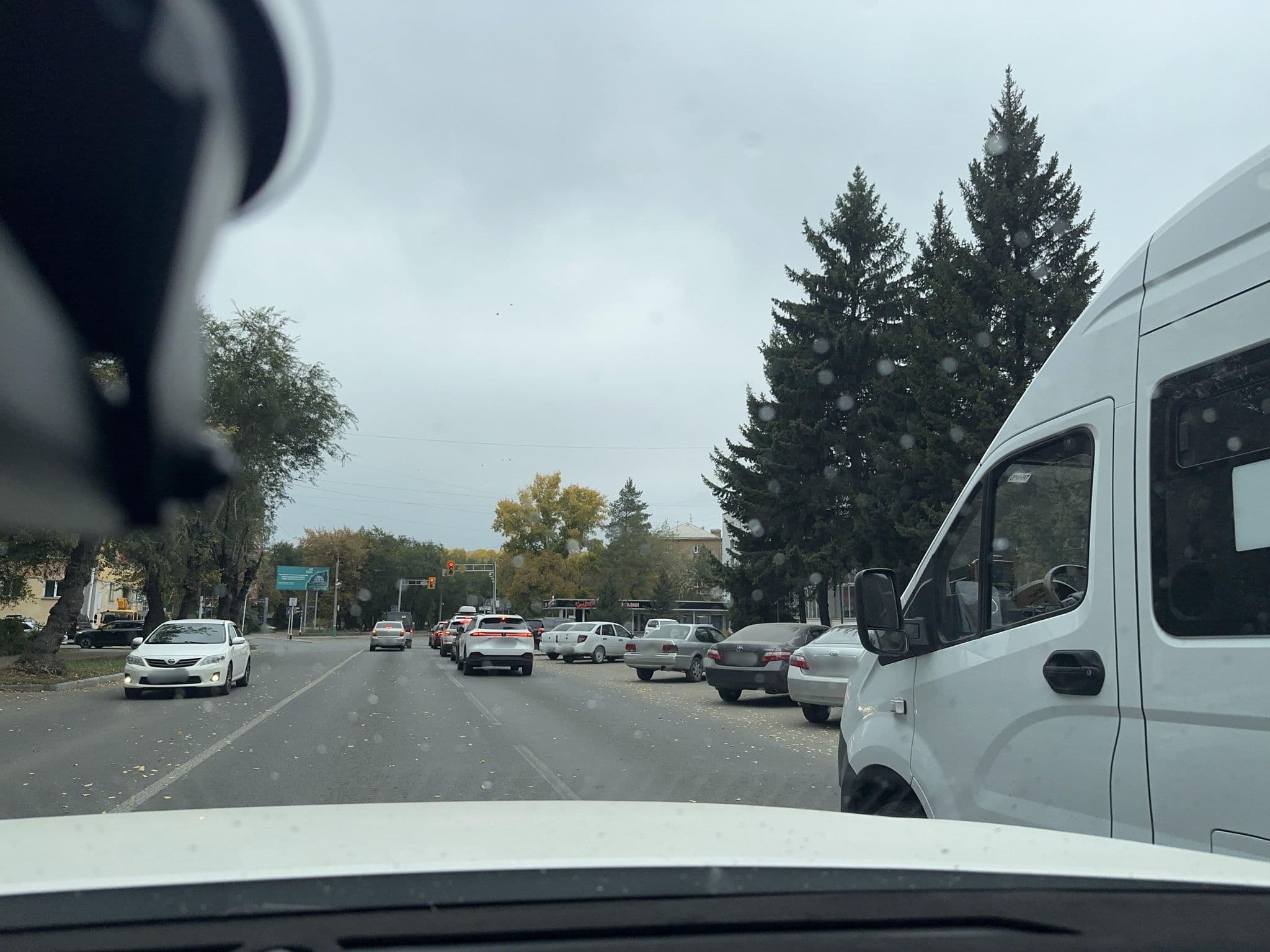 Street view near Гостиница Усть-Каменогорск, Ust-Kamenogorsk — © Erzhan797 (CC BY-SA · Mapillary)