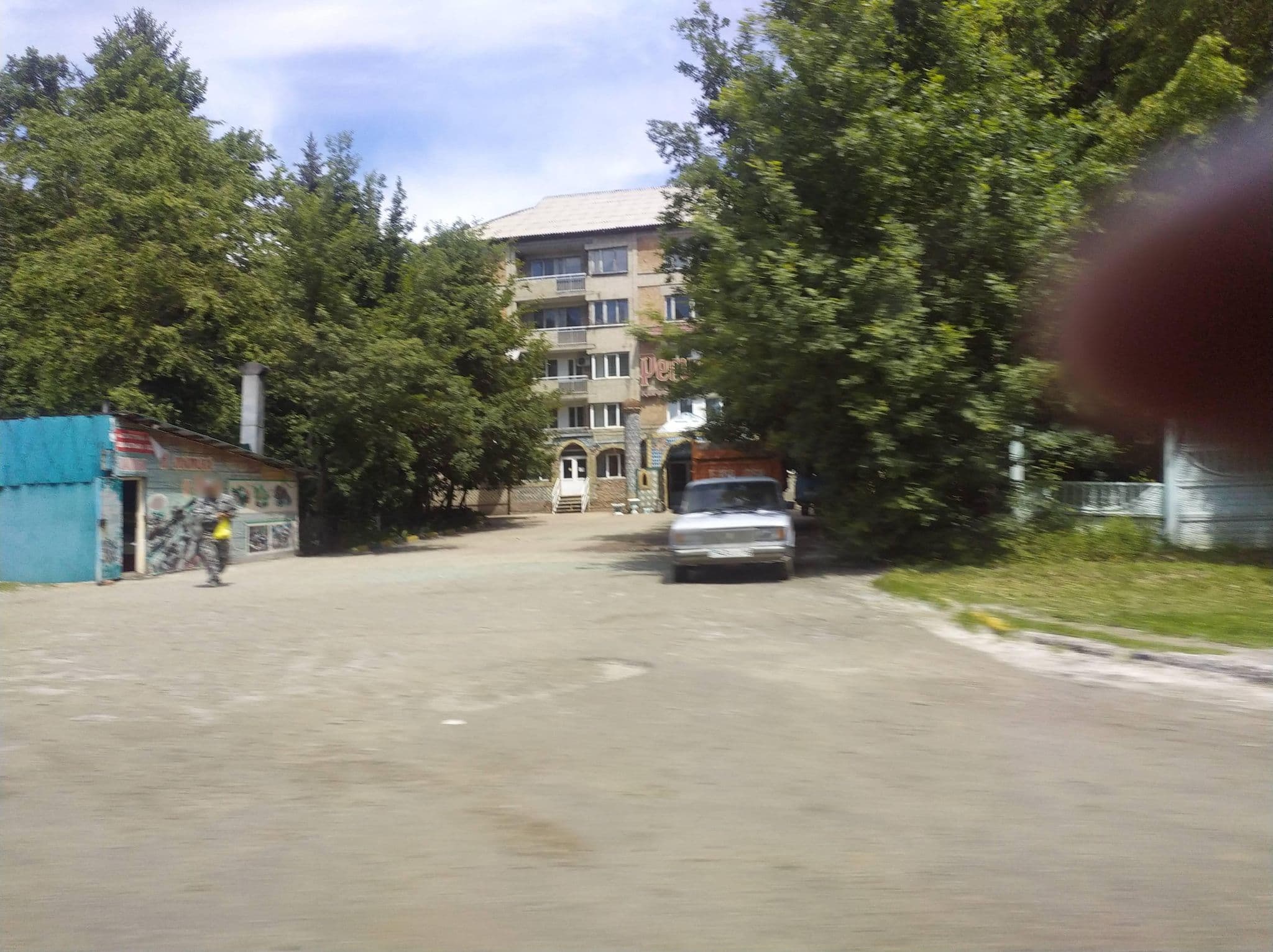 Street view near Registan HOTEL/Отель Регистан, Ust-Kamenogorsk — © ldenisn (CC BY-SA · Mapillary)