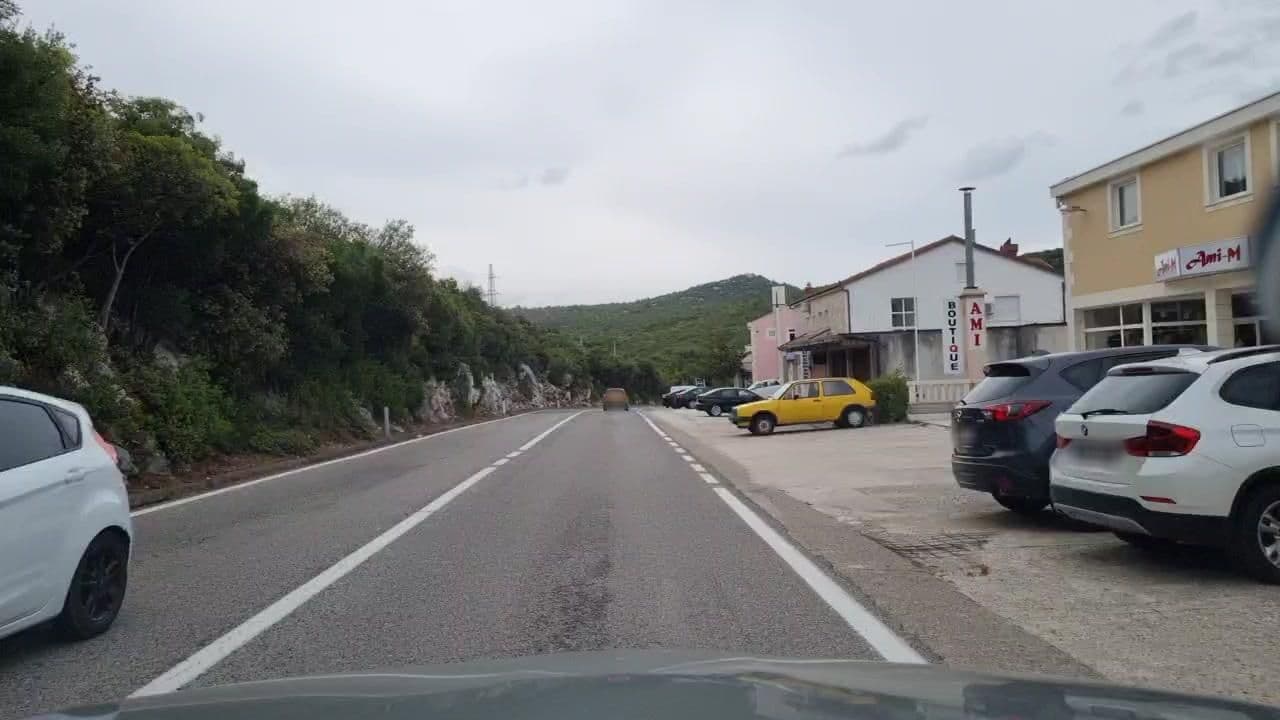 Street view near Hotel Ami-M, Neum — © roadroid (CC BY-SA · Mapillary)