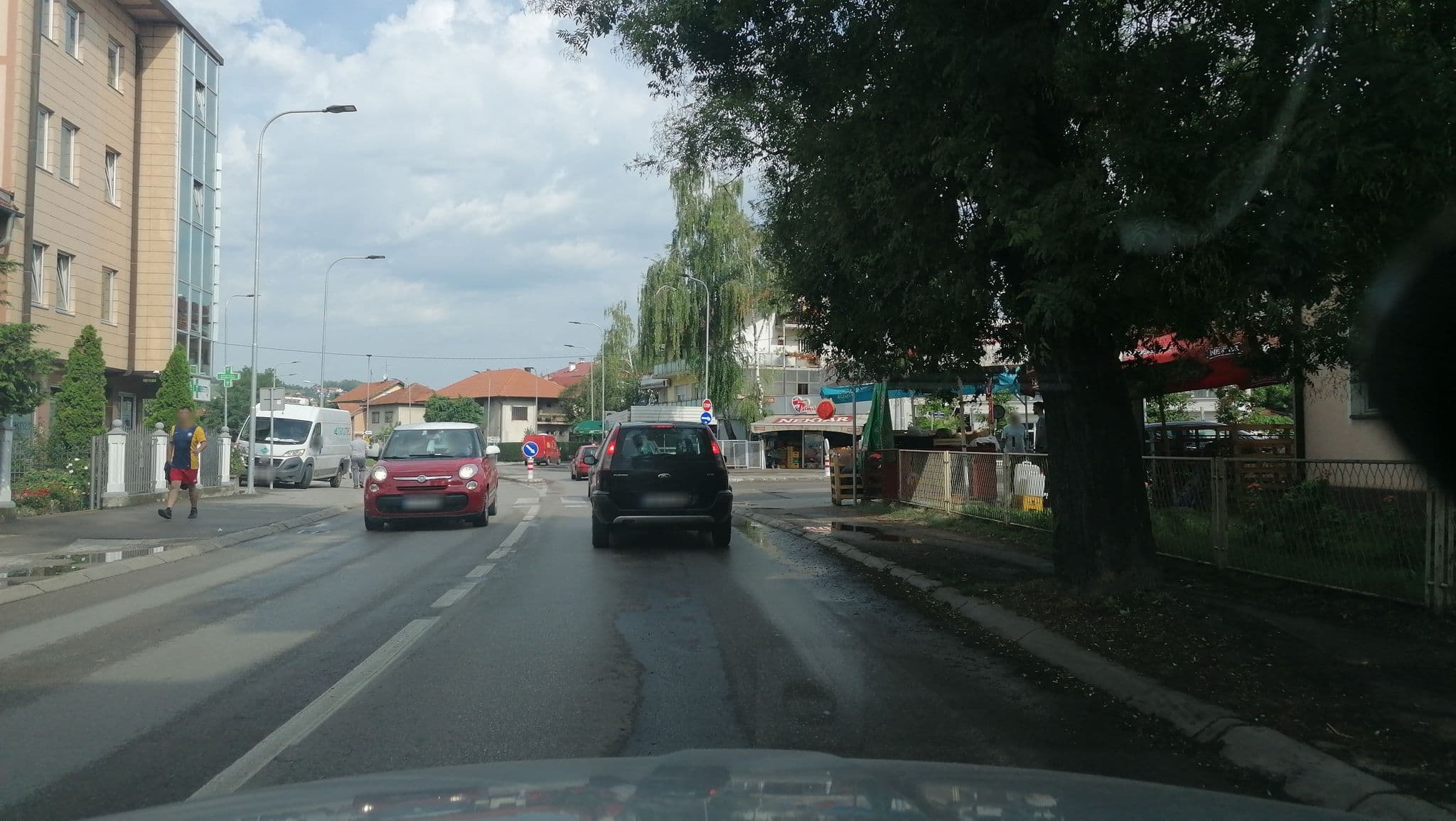 Street view near Apartments Koko, Hiseti — © andjelas (CC BY-SA · Mapillary)