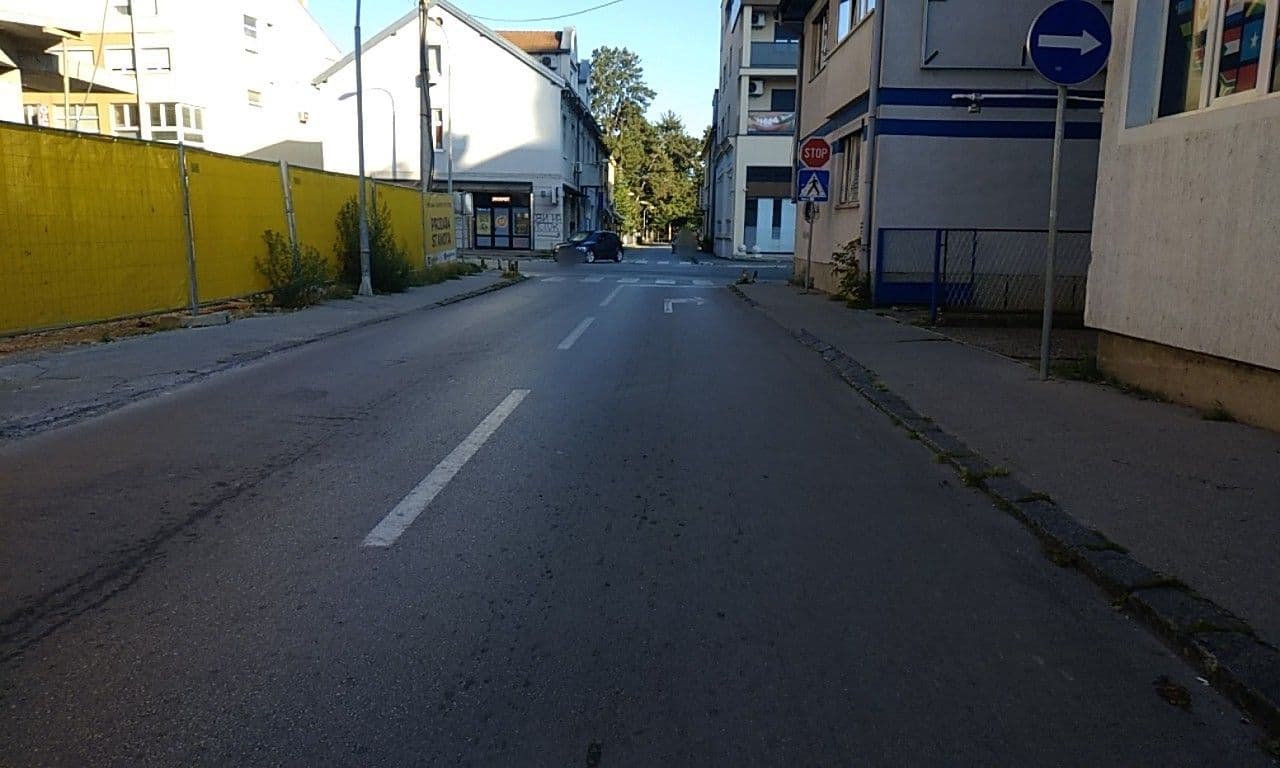 Street view near Courtyard by Marriott, Banja Luka — © mladensavic (CC BY-SA · Mapillary)