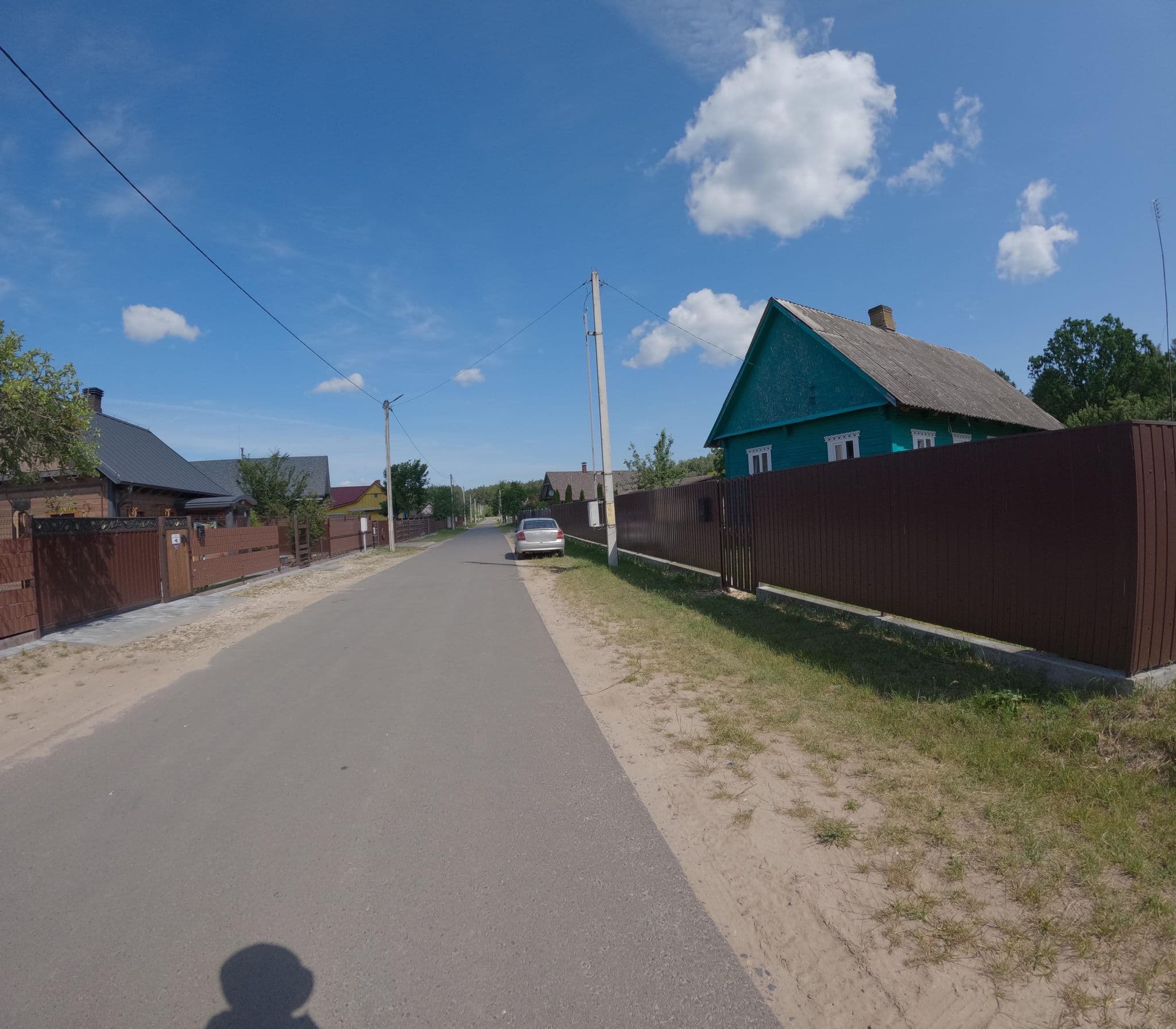 Street view near Усадьба «Домик в пуще», Kamyanyuki — © PesDyuck (CC BY-SA · Mapillary)