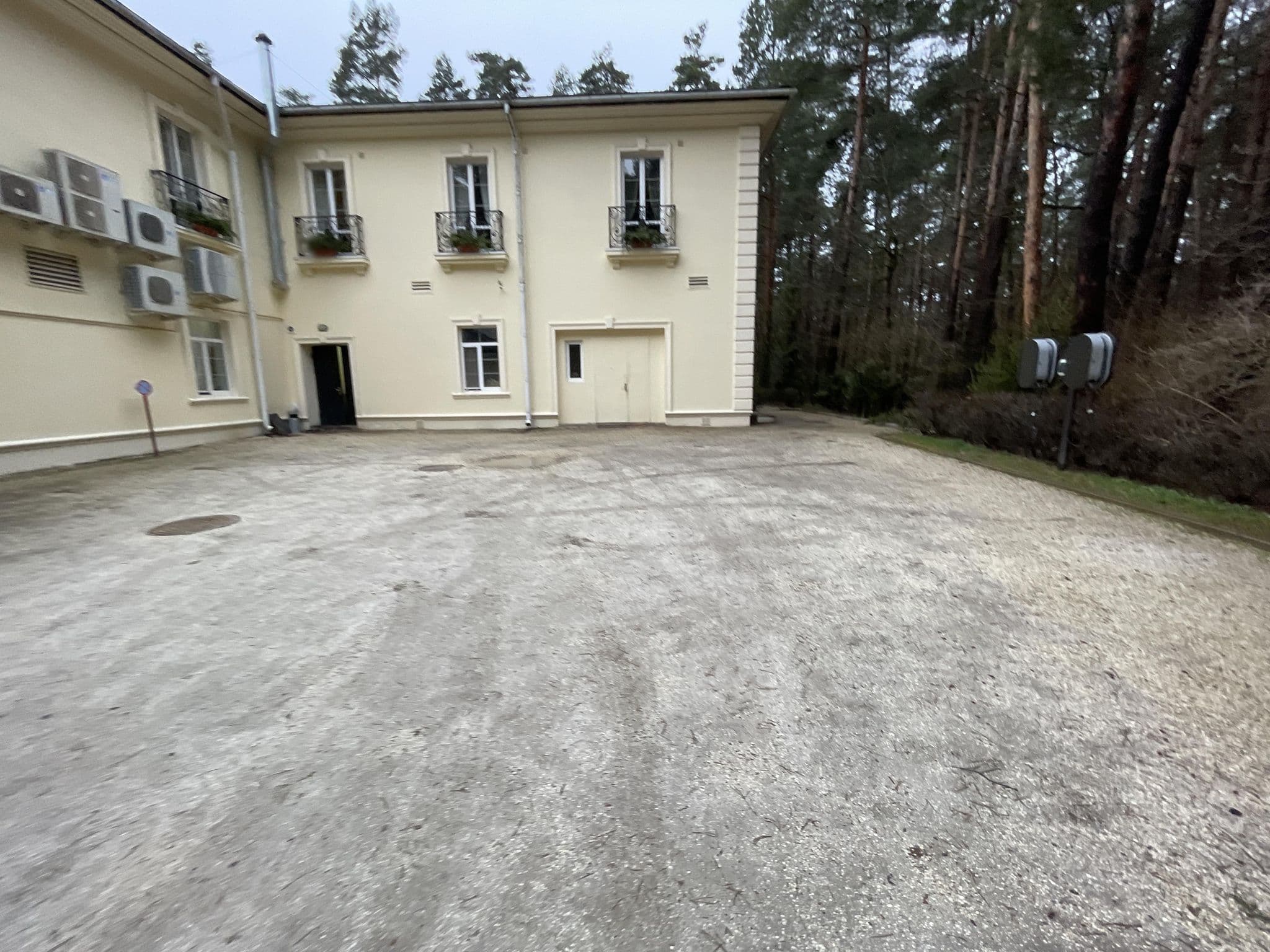 Street view near Кронон Парк Отель, Hrodna — © 4004 (CC BY-SA · Mapillary)